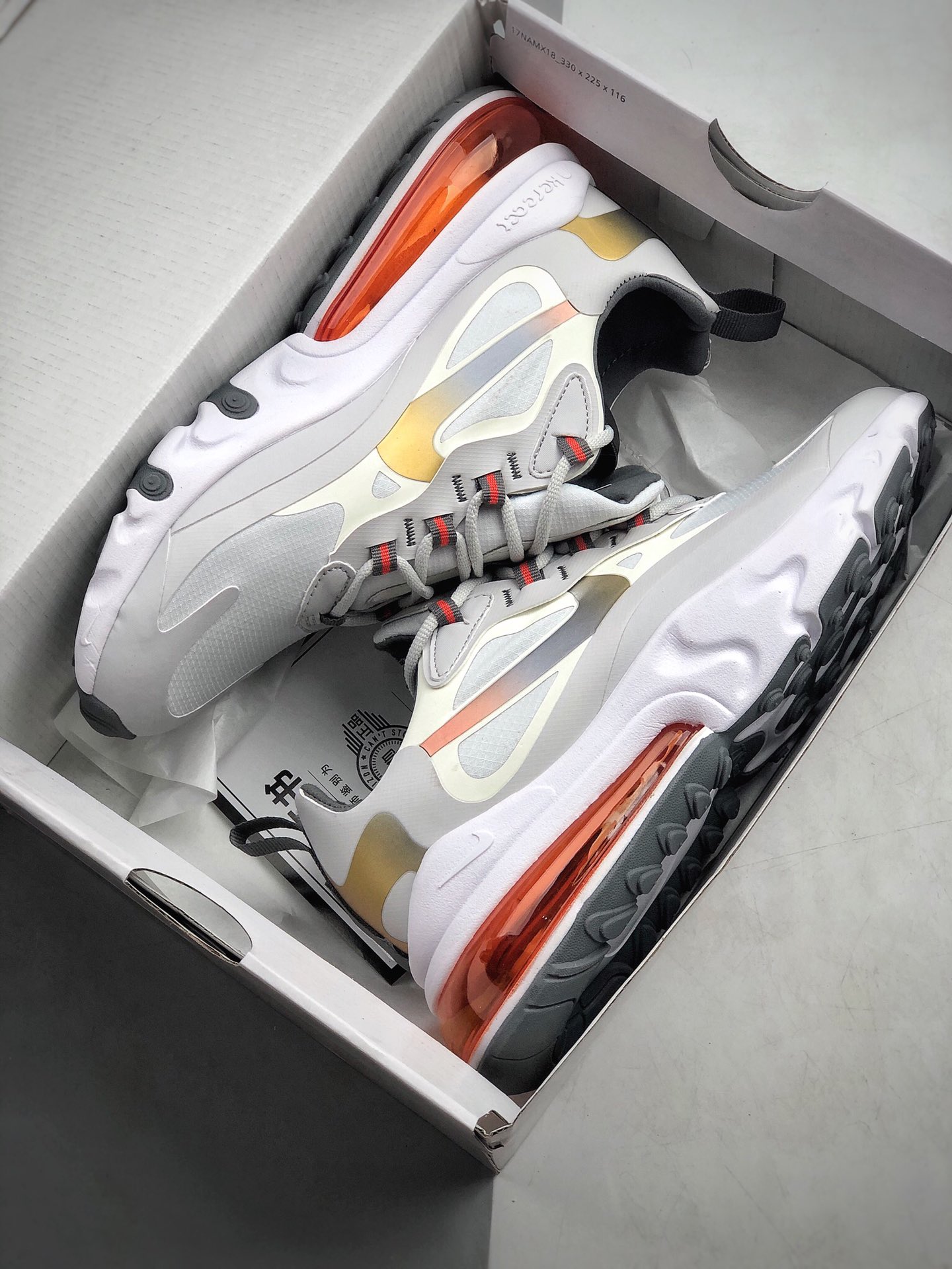 200 公司级 Nike Air Max 270 React缓震气垫运动跑鞋 CD6615-100
