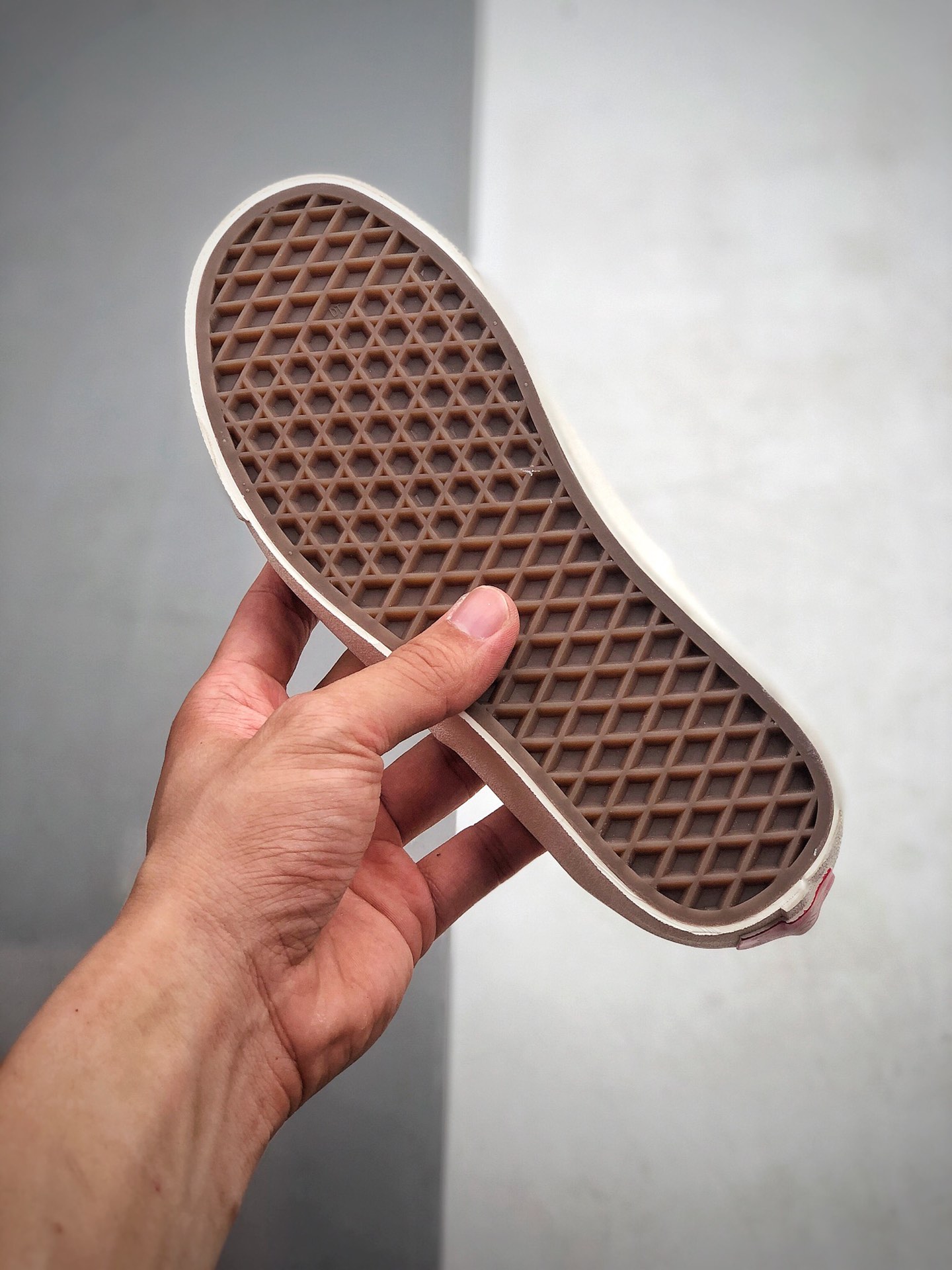 140  Vans Vault OG Authentic 万斯米白棋盘格高端支线AUT低帮硫化帆布鞋  VN000UDDU9K