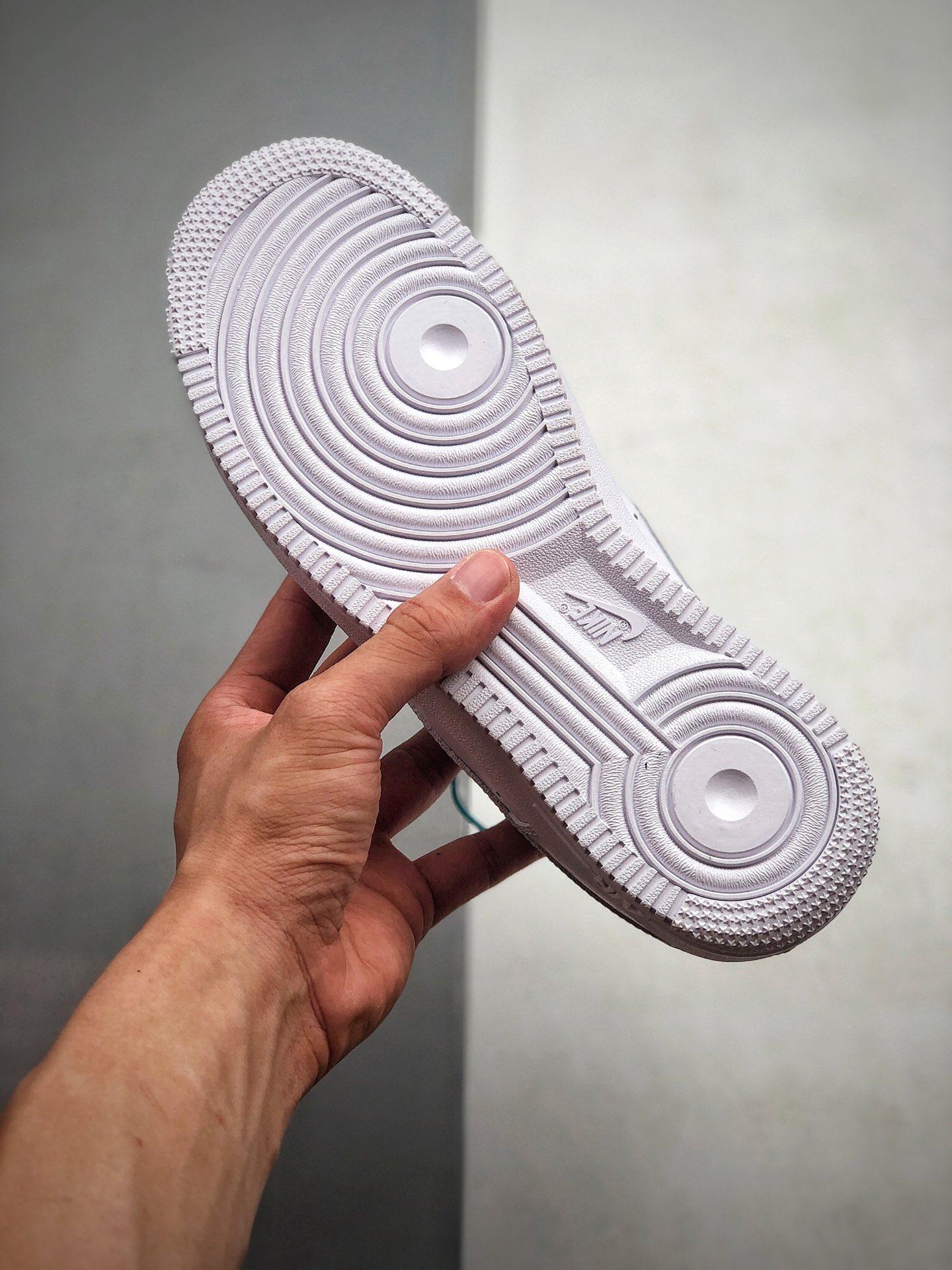 200  耐克/Nike Air Force 1 炫酷夜光系列 空军一号低帮百搭休闲运动板鞋N-0266