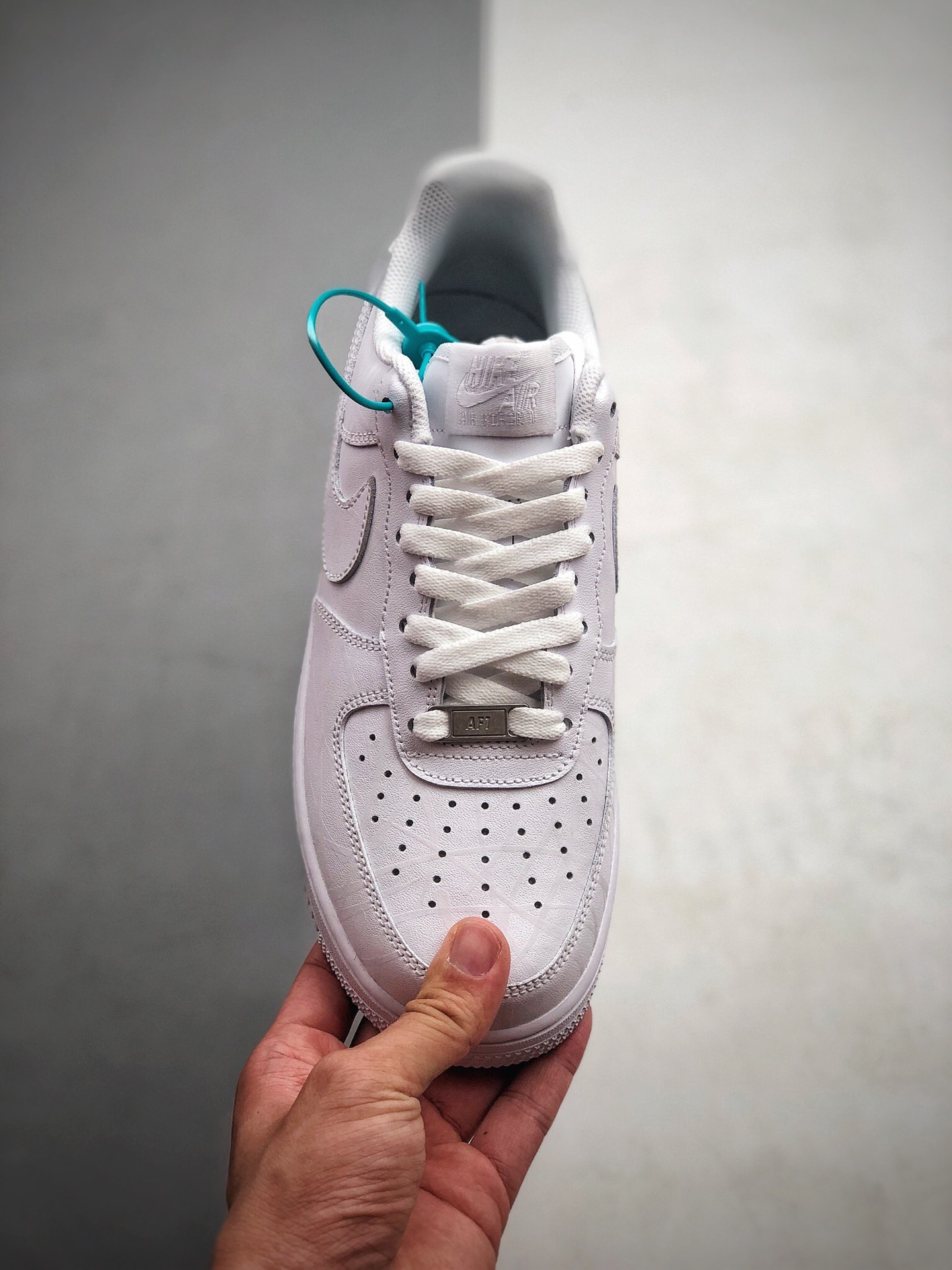 200  耐克/Nike Air Force 1 炫酷夜光系列 空军一号低帮百搭休闲运动板鞋N-0266