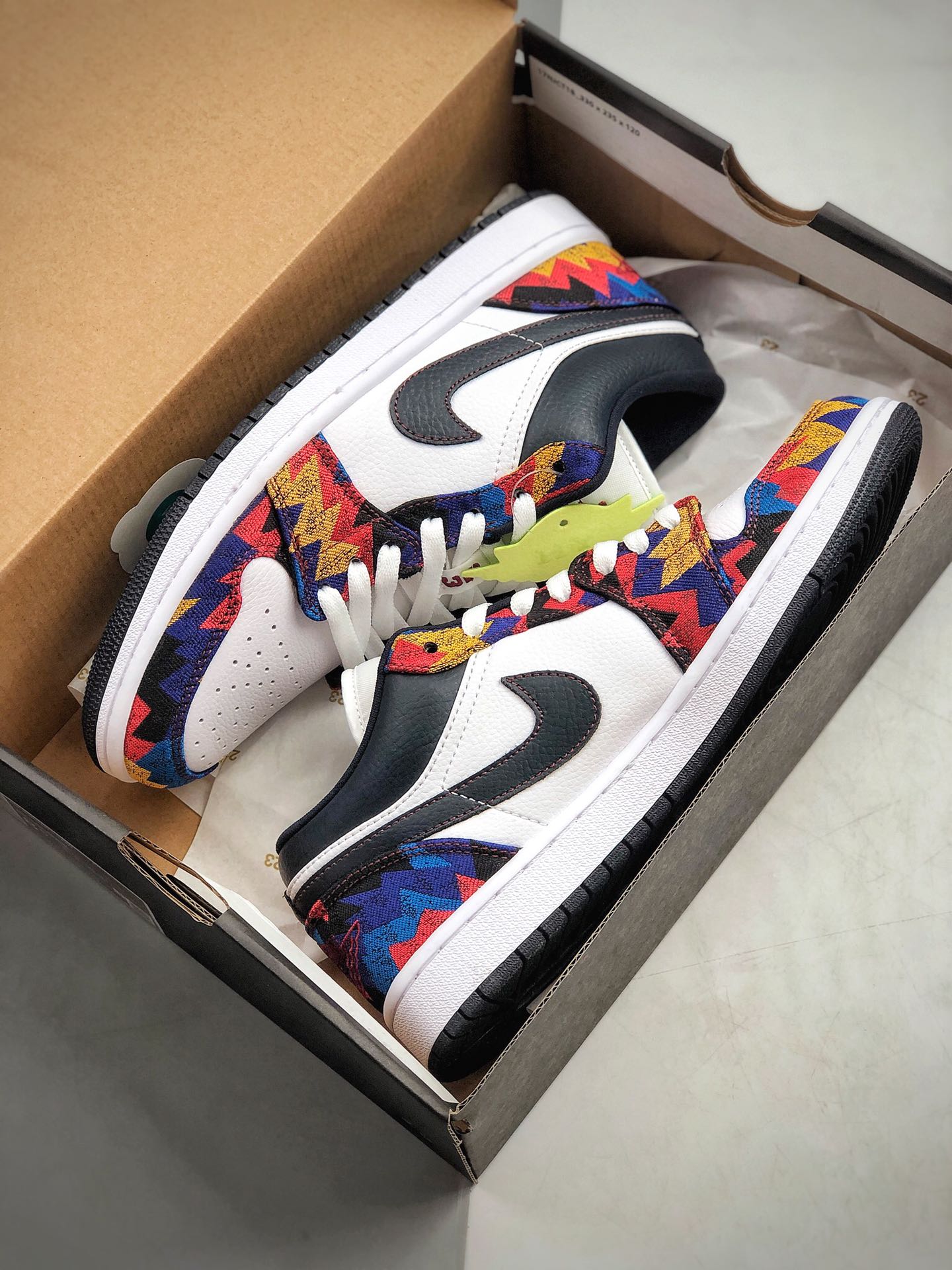 200  全新版本 Air Jordan 1 Low AJ1 乔1头层低帮文化休闲运动板鞋  货号CZ8659-100
