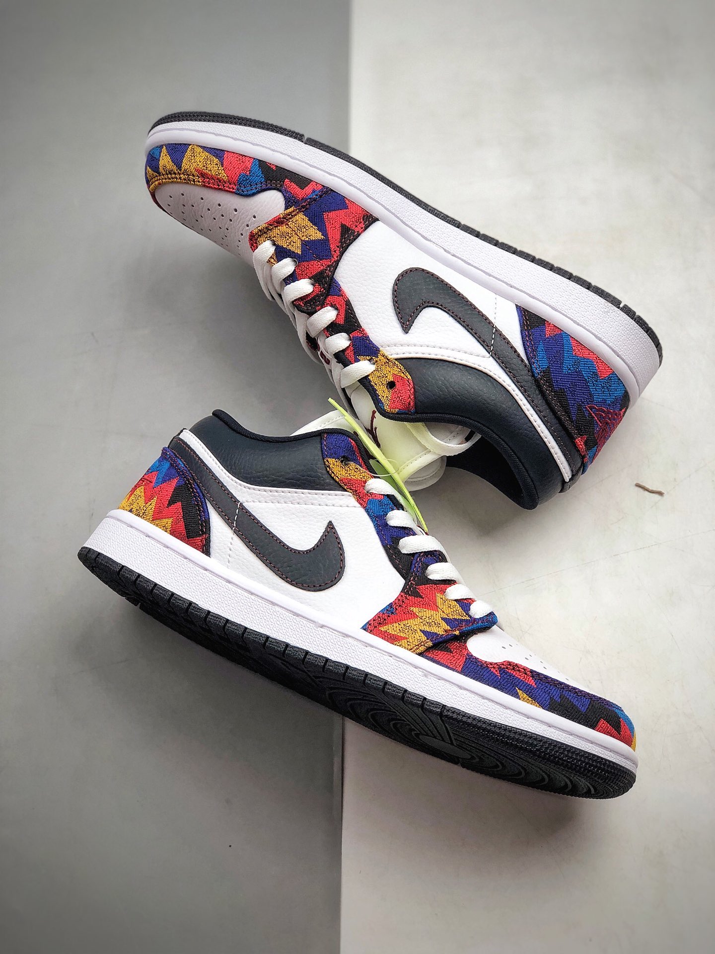 200  全新版本 Air Jordan 1 Low AJ1 乔1头层低帮文化休闲运动板鞋  货号CZ8659-100