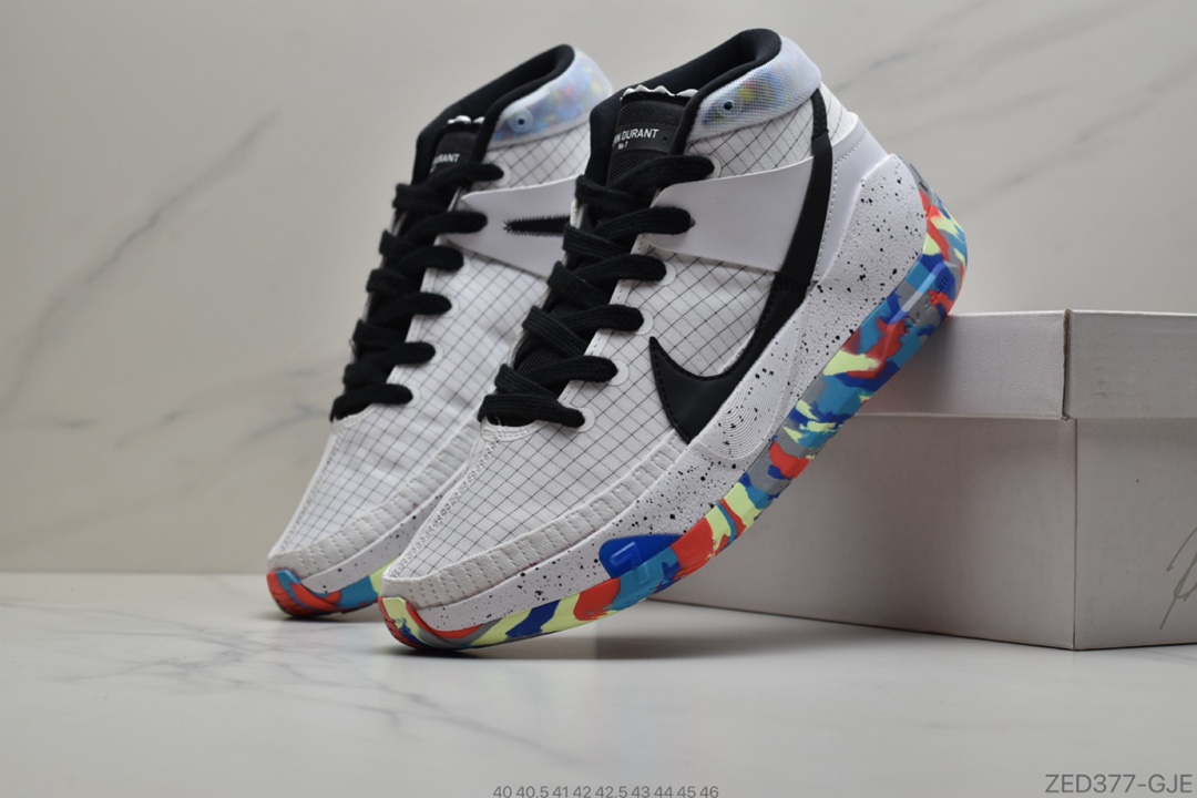 260 Nike Zoom KD13 全新配色 将有主场配色 KD13 “Home Team” 的发售货号：CI9948-900