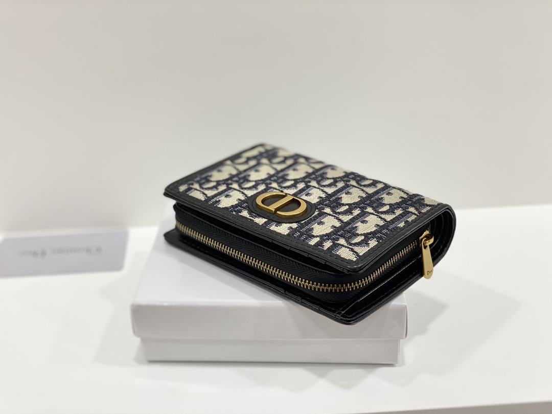 Dior 配盒子 ：D2055
