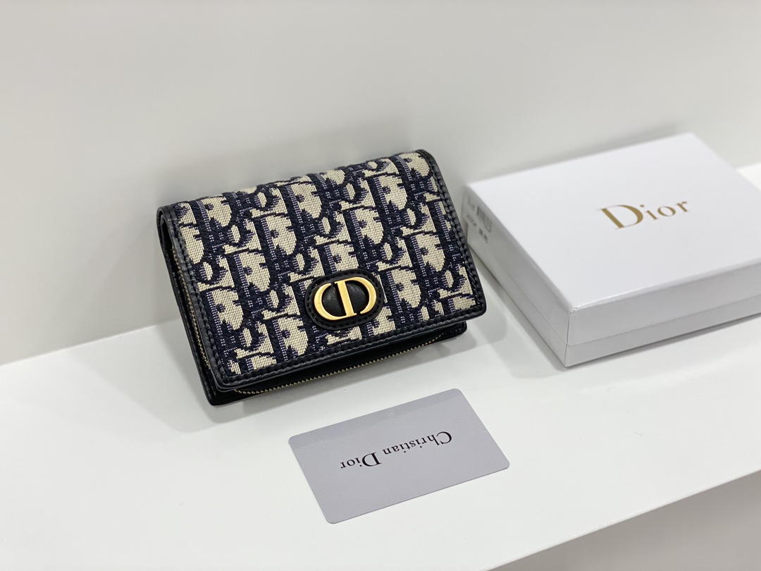 Dior 配盒子 ：D2055