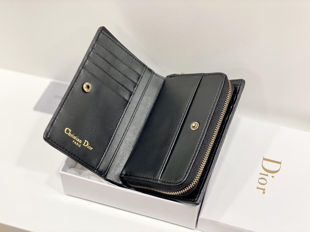 Dior 配盒子 ：D2055