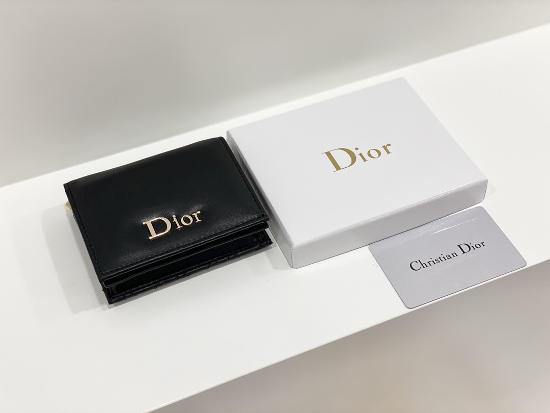 Dior 配盒子 :D2039