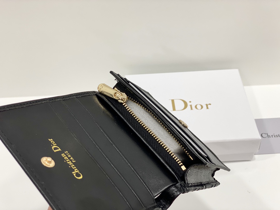 Dior 配盒子 :D2039