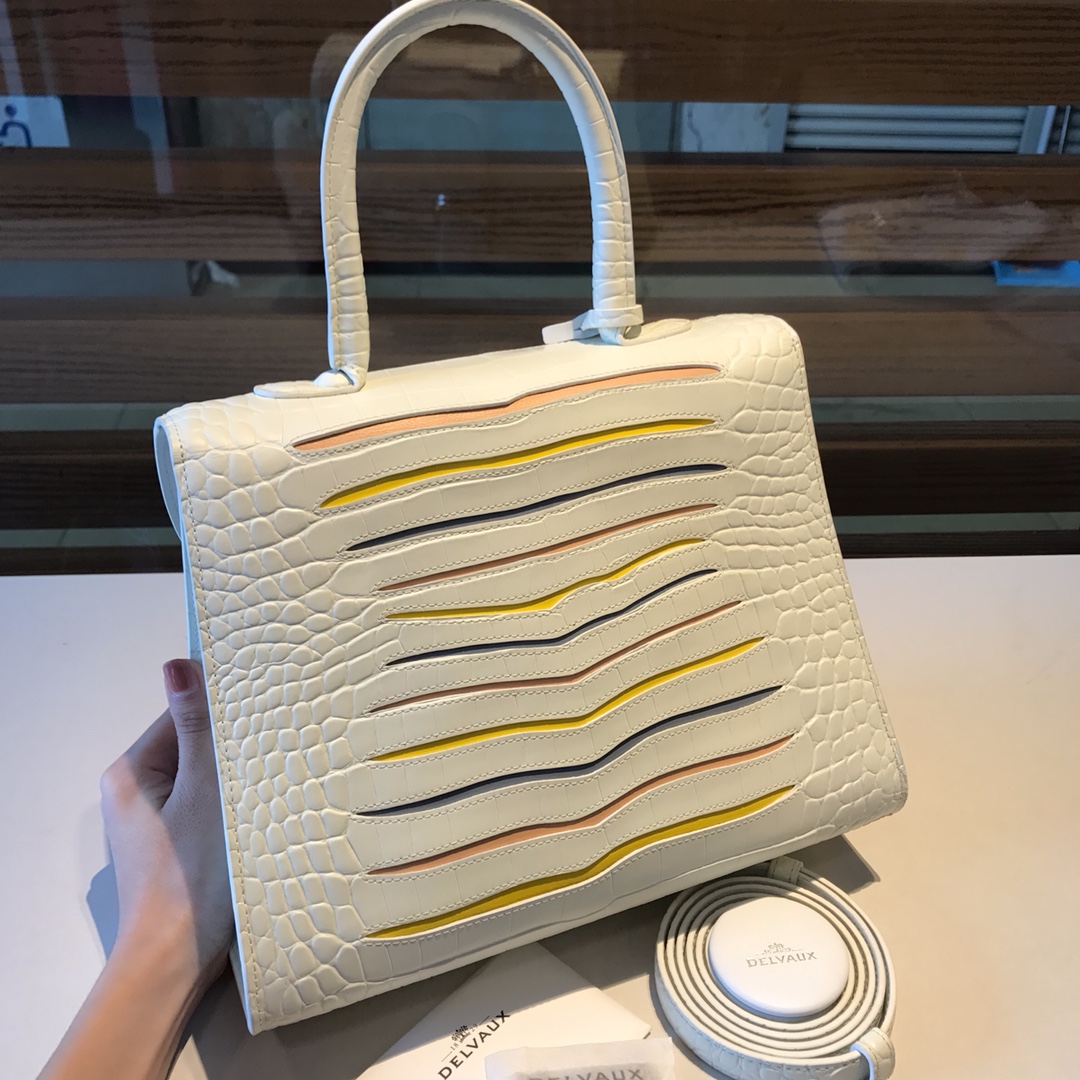 [Delvaux Women