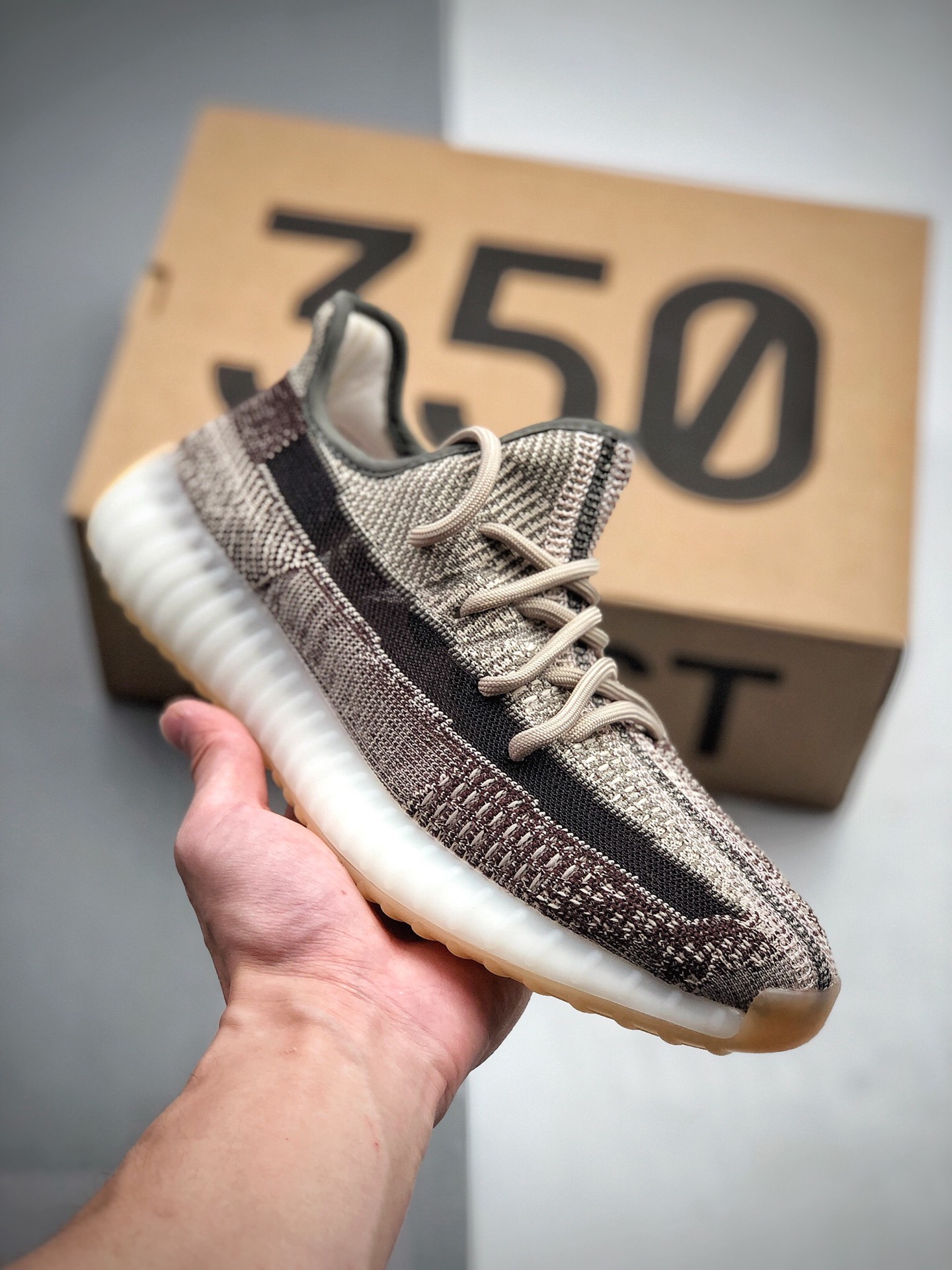 Adidas Yeezy Boost 350 V2“ 百搭轻便椰子爆米花中底休闲运动慢跑鞋