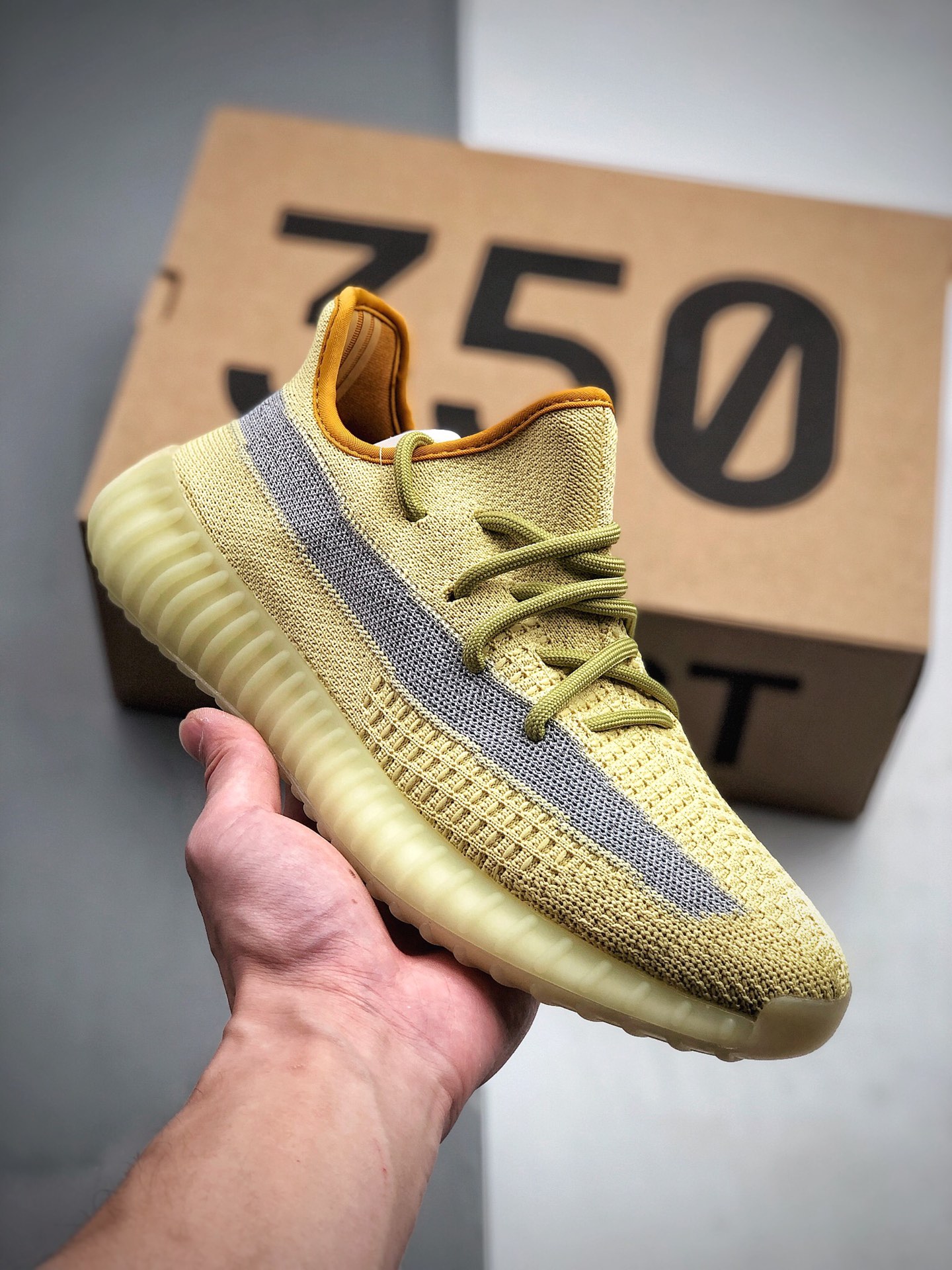 Adidas Yeezy Boost 350 V2“ 百搭轻便椰子爆米花中底休闲运动慢跑鞋