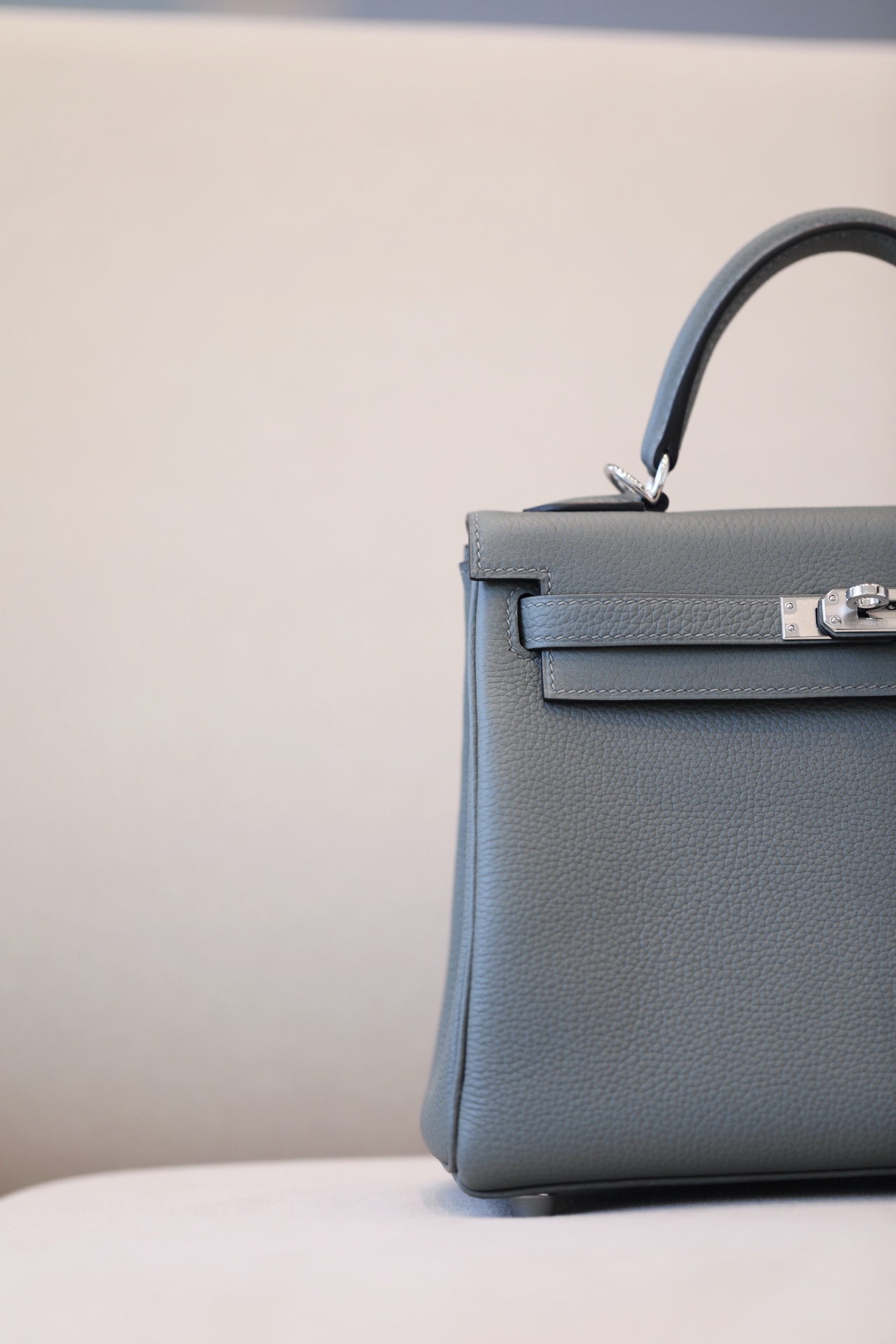 Supplier in China
 Hermes Kelly Handbags Crossbody & Shoulder Bags Calfskin Cowhide