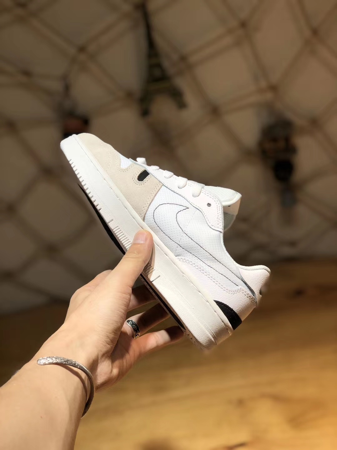 nike squash type leather