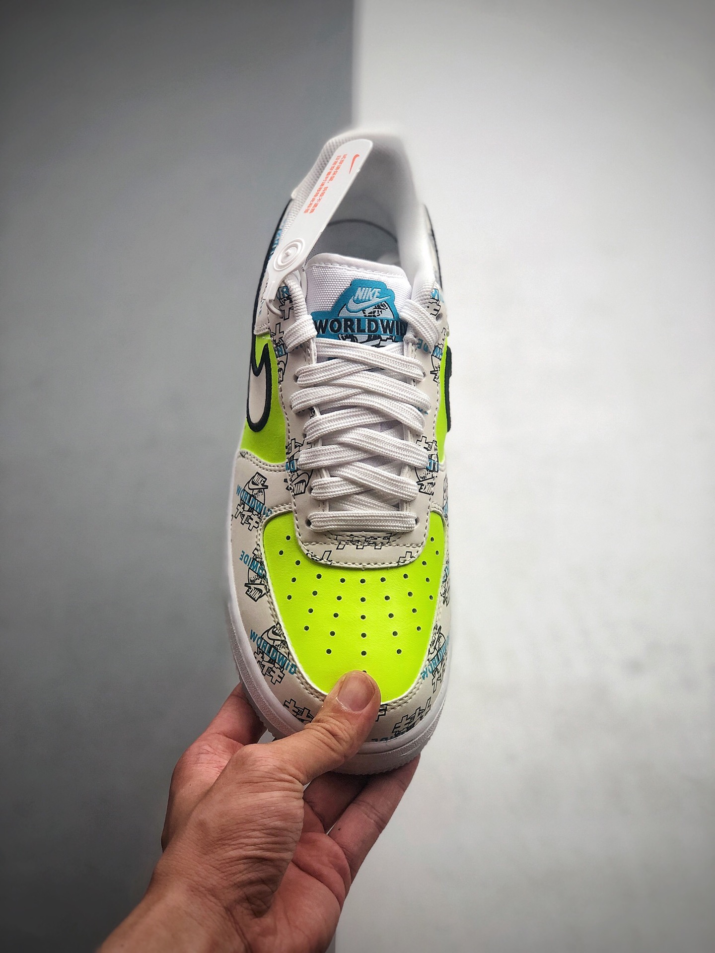 230 Nike Air Force 1 空军一号低帮运动休闲板鞋  货号：DA1343-117