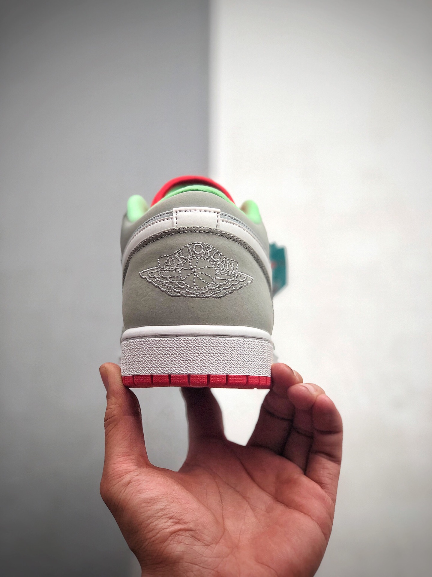 200  全新版本 Air Jordan 1 Low AJ1 乔1头层低帮文化休闲运动板鞋  货号553558-021