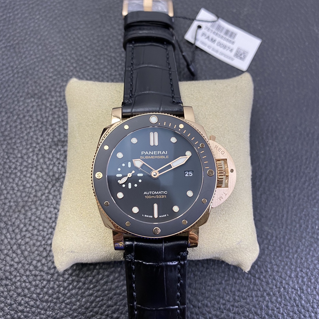 Panerai Black 2020 42mm VS