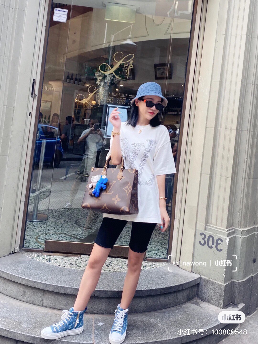 Onthego小号 完全不挑人的一个尺寸
无论是小个子 也照样妥妥的驾驭