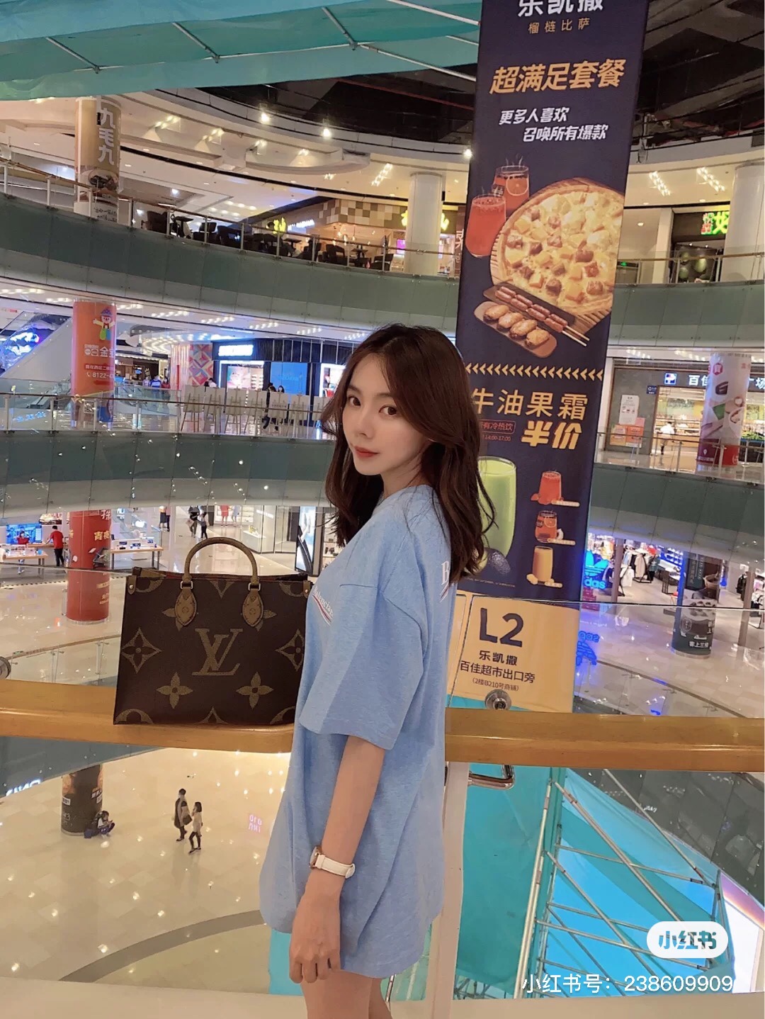 Onthego小号 夏季的搭配
你离不开它