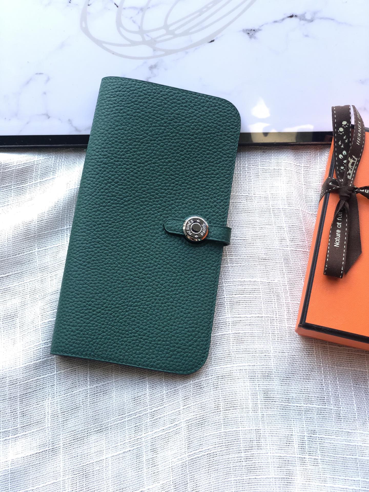 NO:894915,Dogon narrow version with zipper at the back togo ready stock size20.5/11 malachite green, H wallet, wallets19860909Dogon 窄版 后面带拉链款 togo 现货 size20.5/11 孔雀绿,H 钱包,wallets,欧美剧
