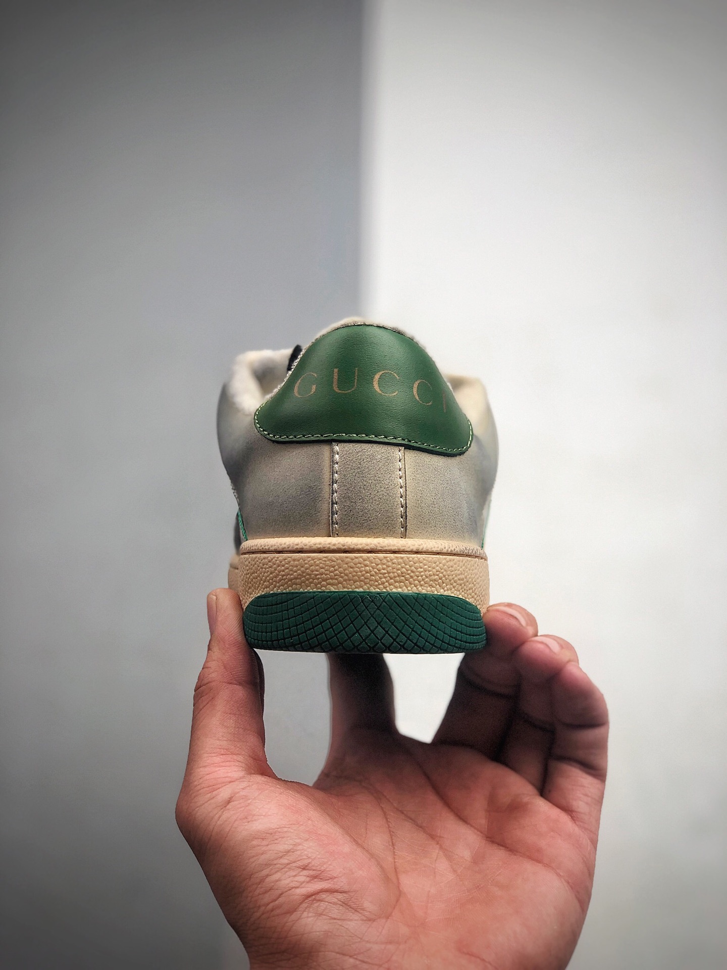 380   NFC感应芯片 高奢品牌GUCCI古驰 Distressed Screener 经典原型复古百搭做旧老爹板鞋