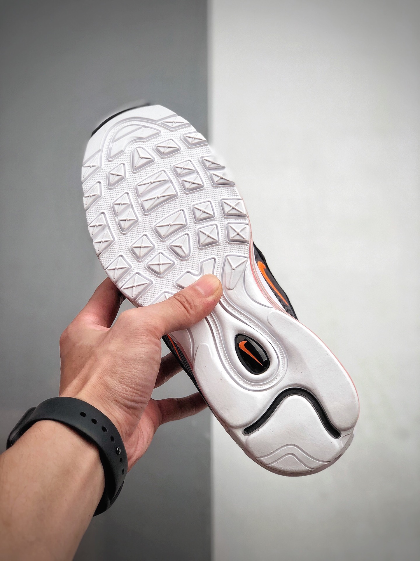 230 公司级 耐克Nike Air Max 97气垫跑步鞋 货号：CW5419-101