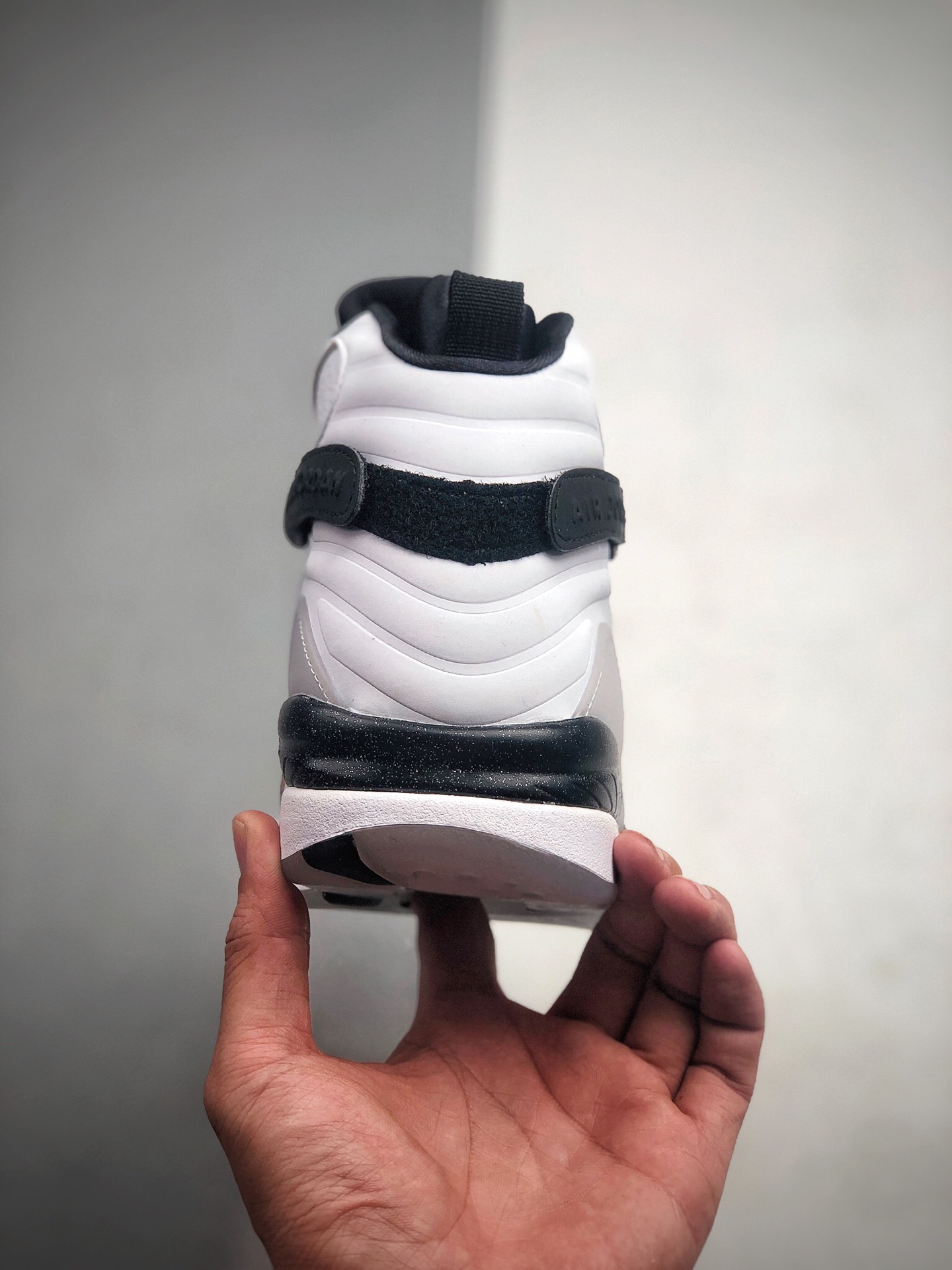 460 Air Jordan 8 ”Quai 54”彩色图案 法国的 Quai 54 街头篮球赛又要开锣了 Air Jordan 8 ”Quai 54”彩色图案CJ9218-100