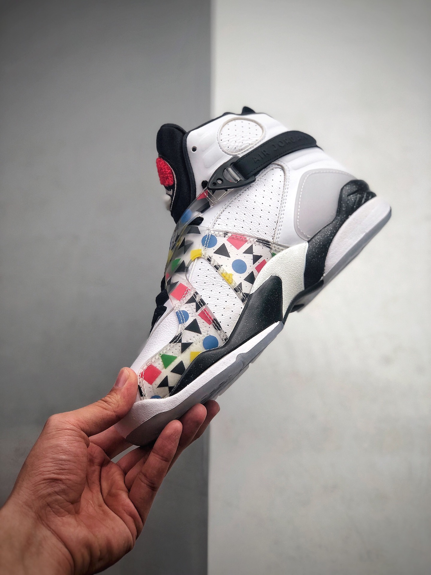 460 Air Jordan 8 ”Quai 54”彩色图案 法国的 Quai 54 街头篮球赛又要开锣了 Air Jordan 8 ”Quai 54”彩色图案CJ9218-100