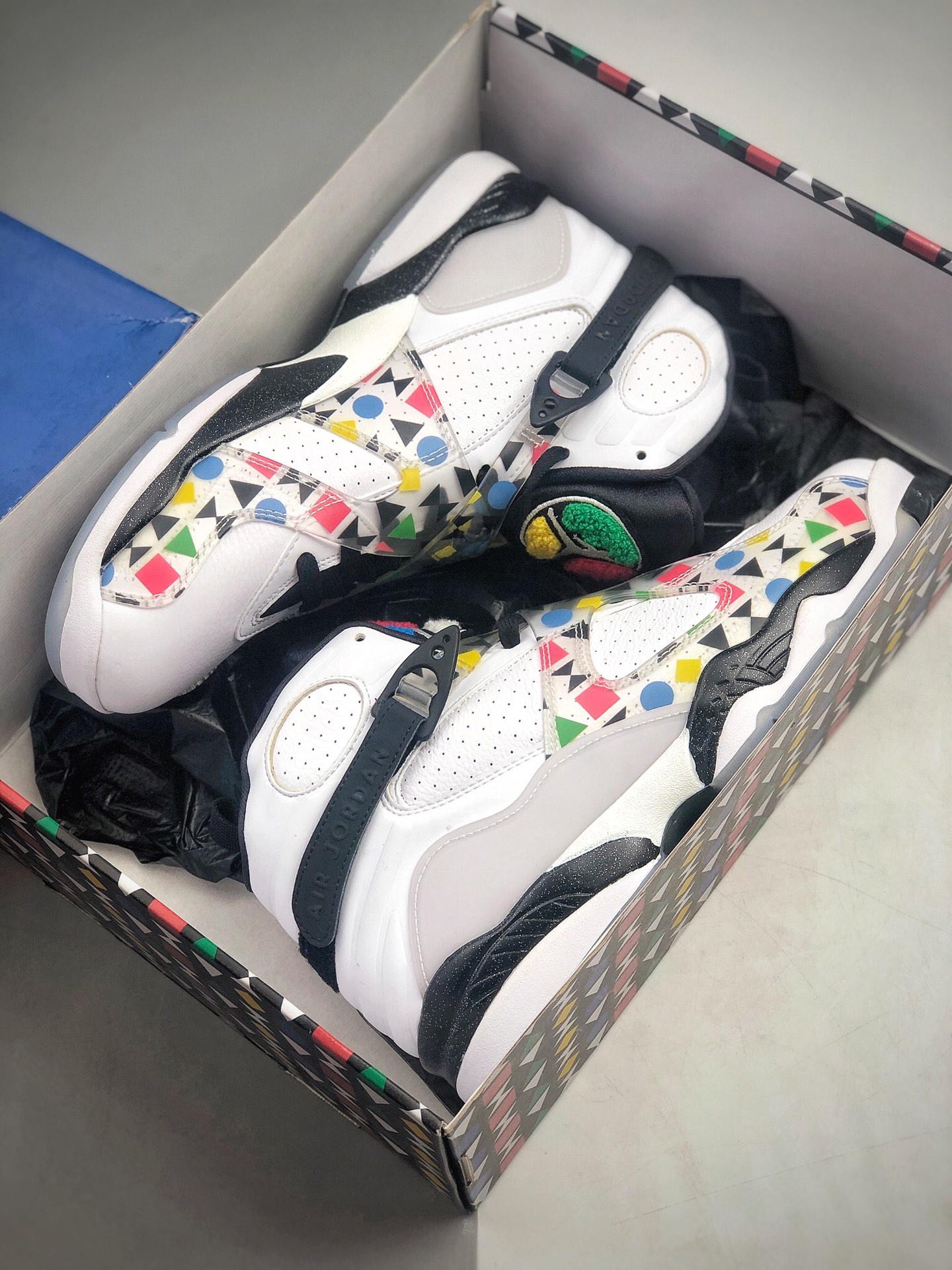 460 Air Jordan 8 ”Quai 54”彩色图案 法国的 Quai 54 街头篮球赛又要开锣了 Air Jordan 8 ”Quai 54”彩色图案CJ9218-100