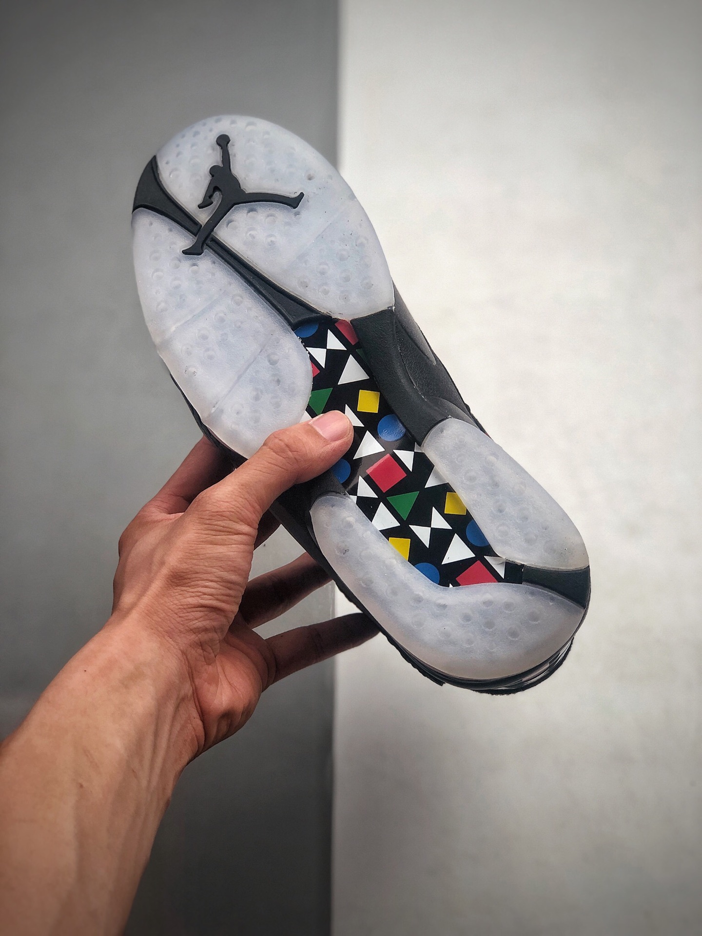 460 Air Jordan 8 ”Quai 54”彩色图案 法国的 Quai 54 街头篮球赛又要开锣了 Air Jordan 8 ”Quai 54”彩色图案 CJ9218-001