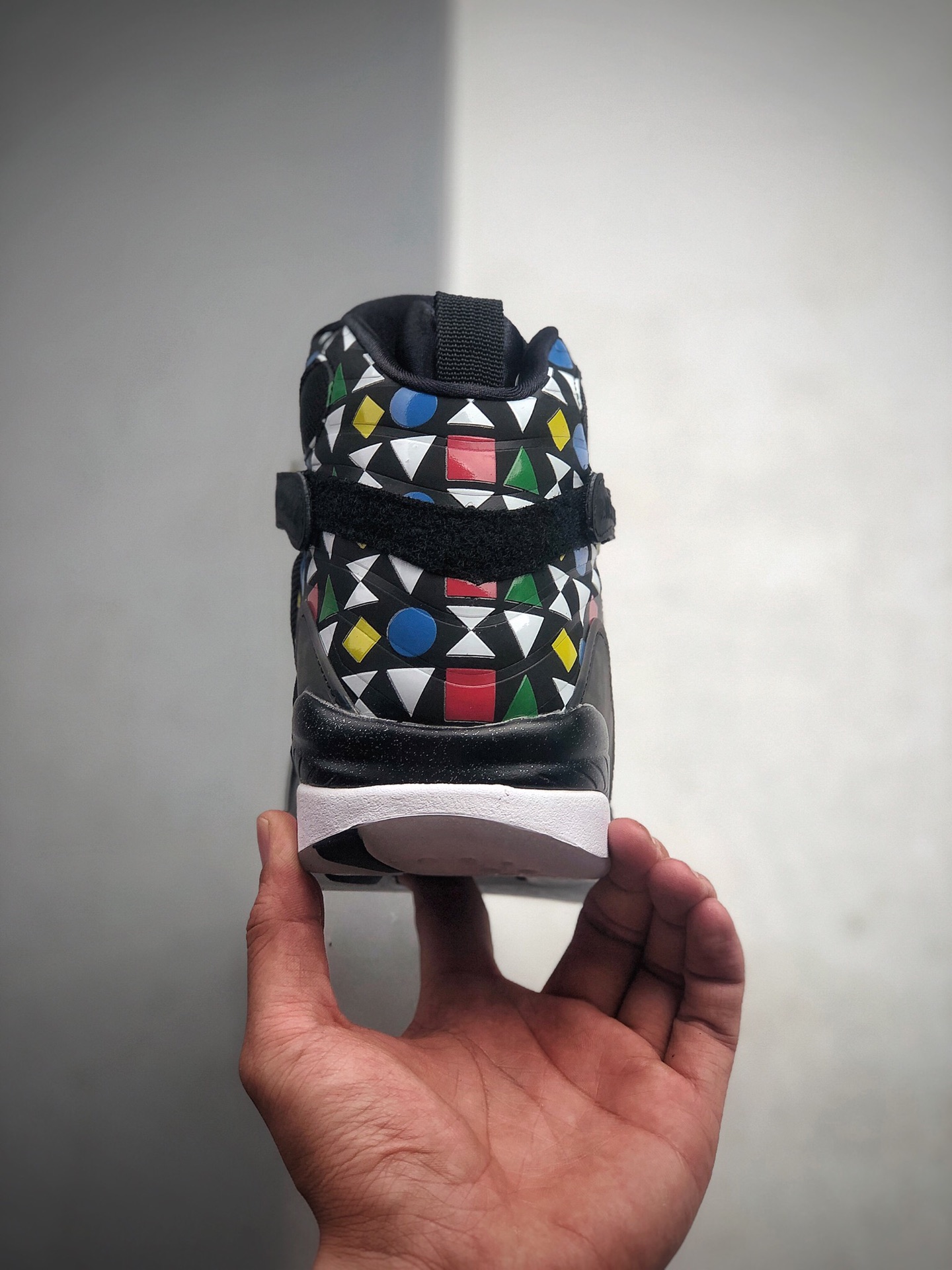 460 Air Jordan 8 ”Quai 54”彩色图案 法国的 Quai 54 街头篮球赛又要开锣了 Air Jordan 8 ”Quai 54”彩色图案 CJ9218-001