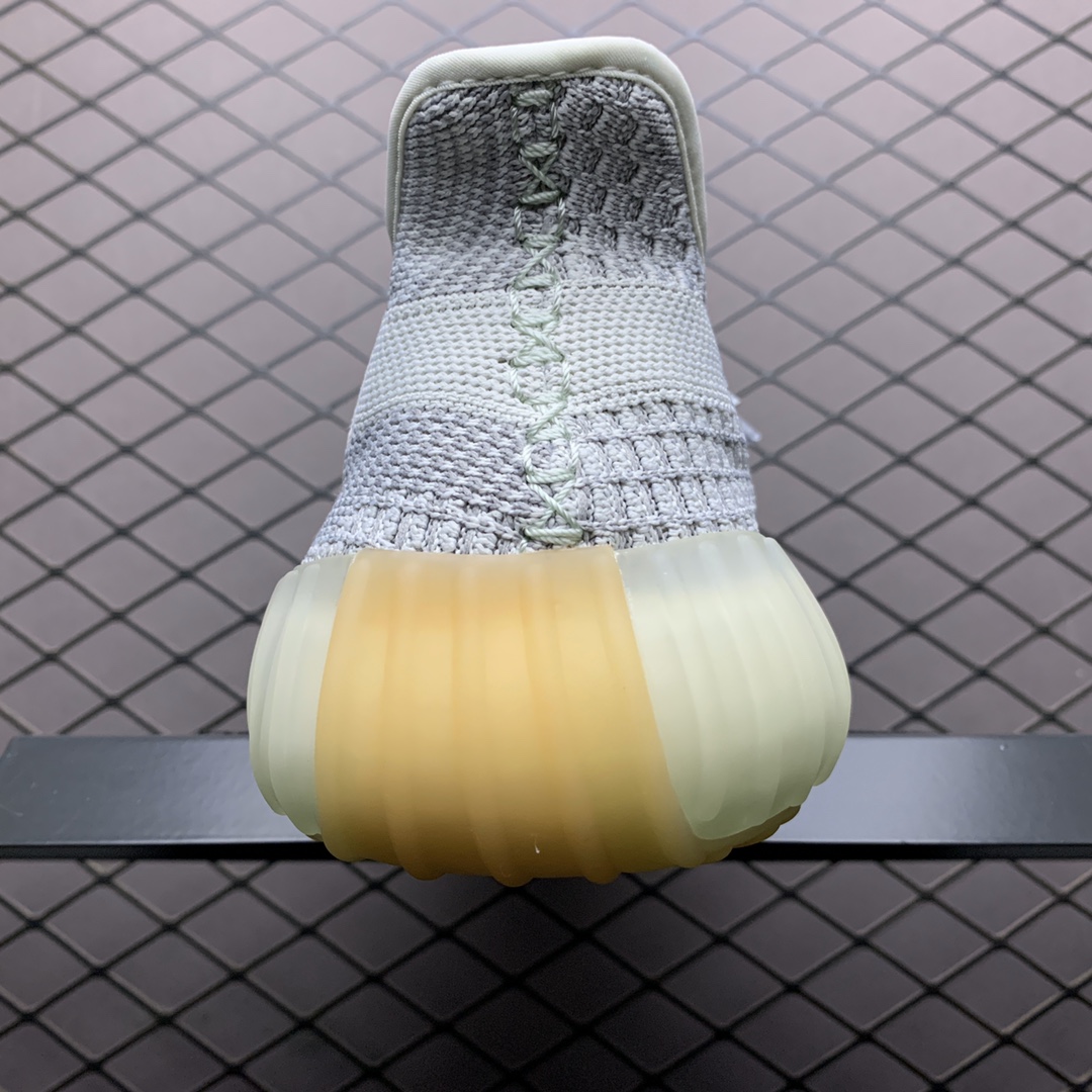 460 纯原版本 Adidas 阿迪达斯 Yeezy Boost 350V2  灰天使 FX4348