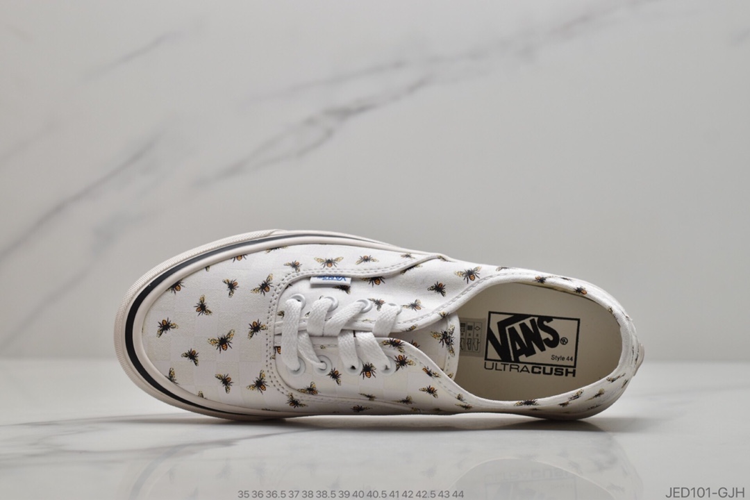 150 公司级万斯Vans Style 36 低帮帆布滑板鞋休闲运动鞋