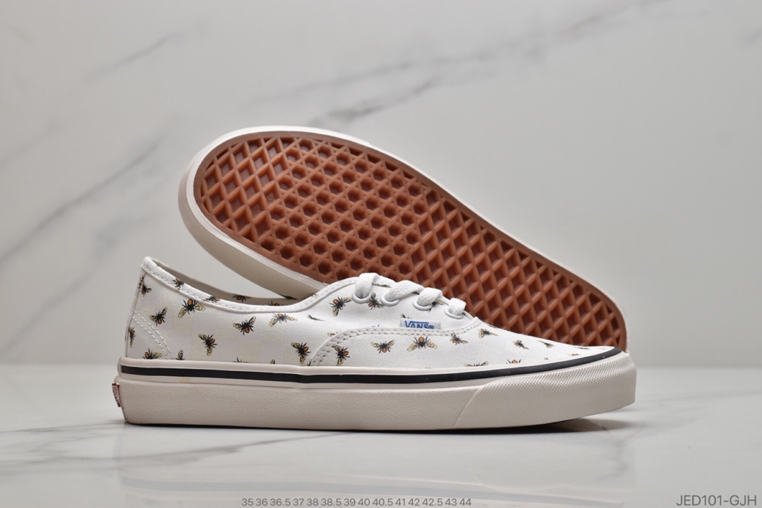 150 公司级万斯Vans Style 36 低帮帆布滑板鞋休闲运动鞋