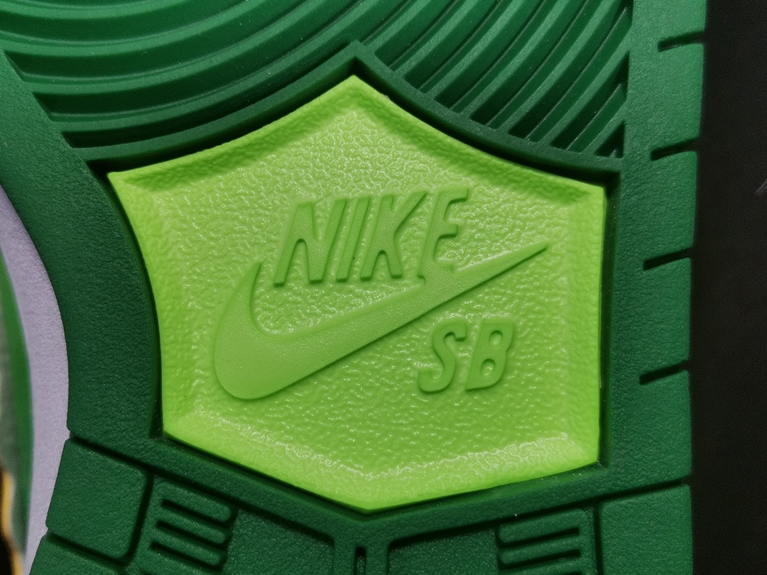 【纯原版：DUNK】冰淇淋 Ben & Jerry's x NK SB Dunk Low Pro QS