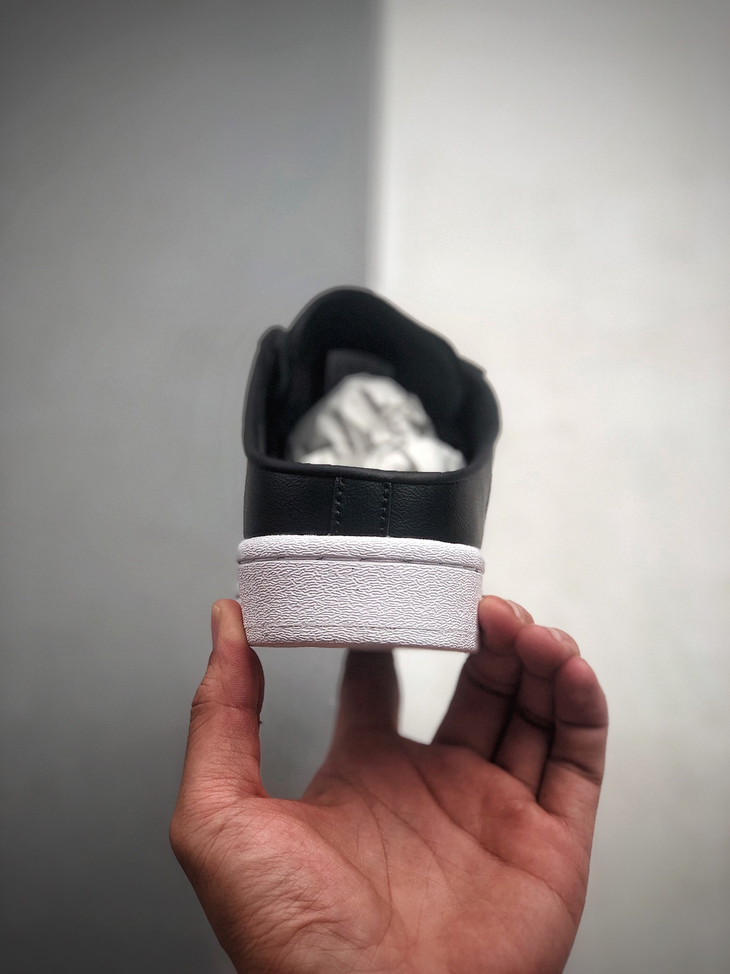 160 阿迪达斯Adidas AD Originals SUPERSTAR W 贝壳头半拖 一脚蹬 懒人鞋  经典百搭休闲运动一脚蹬小白板鞋 FX0528