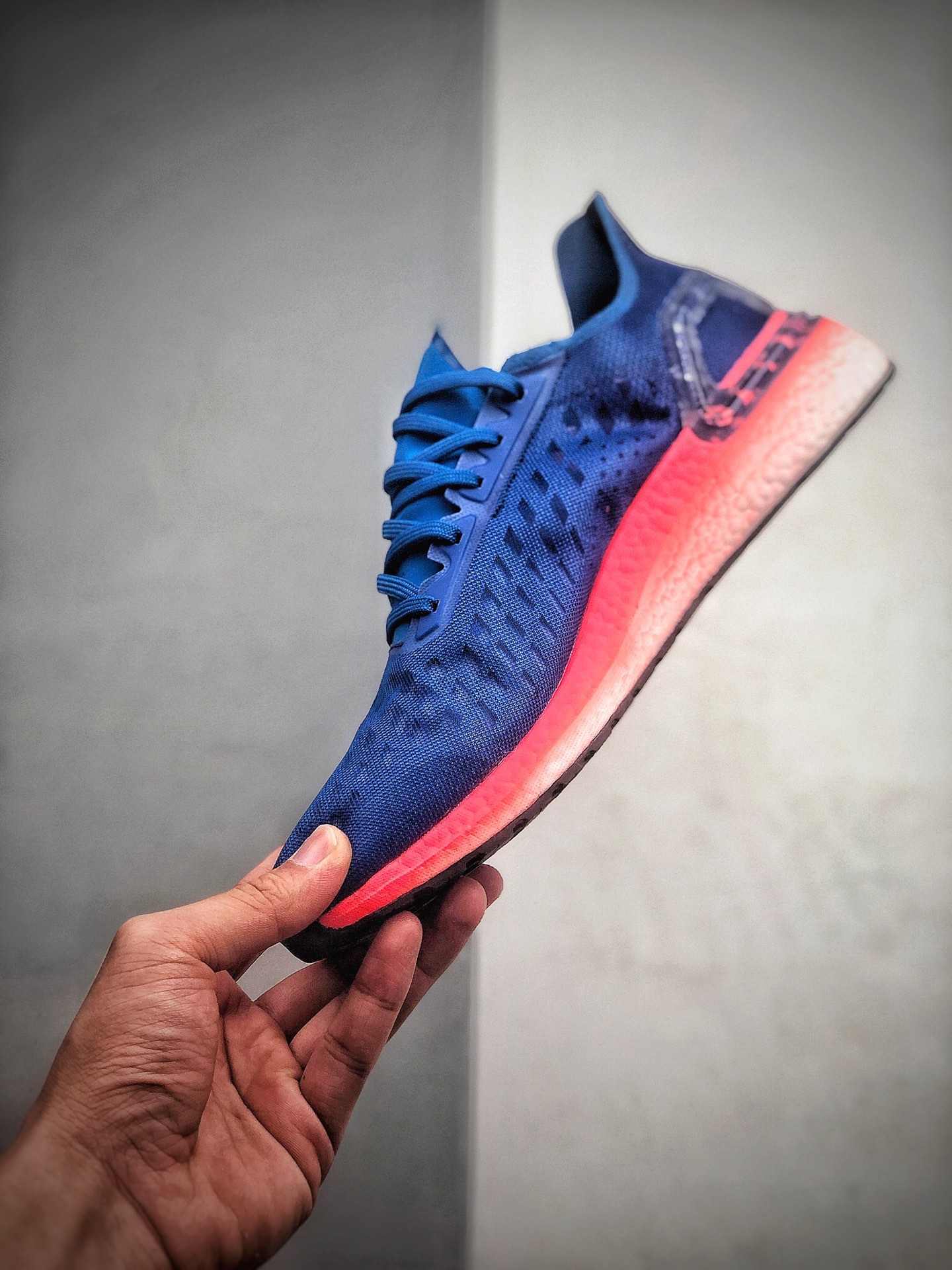 190  公司级阿迪达斯Adidas ULTRABOOST PB 袜套式针织鞋面休闲运动慢跑鞋 全新鞋面缝线补强Torsion Spring抗扭转系统 EF0893