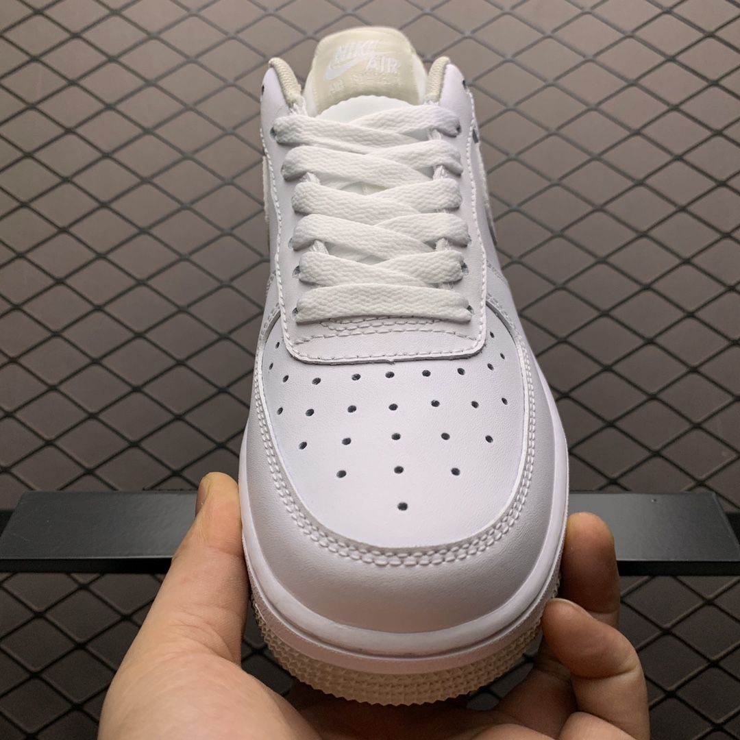 200 Nike Air Force 1 空军一号低帮运动休闲板鞋 CJ1380-101