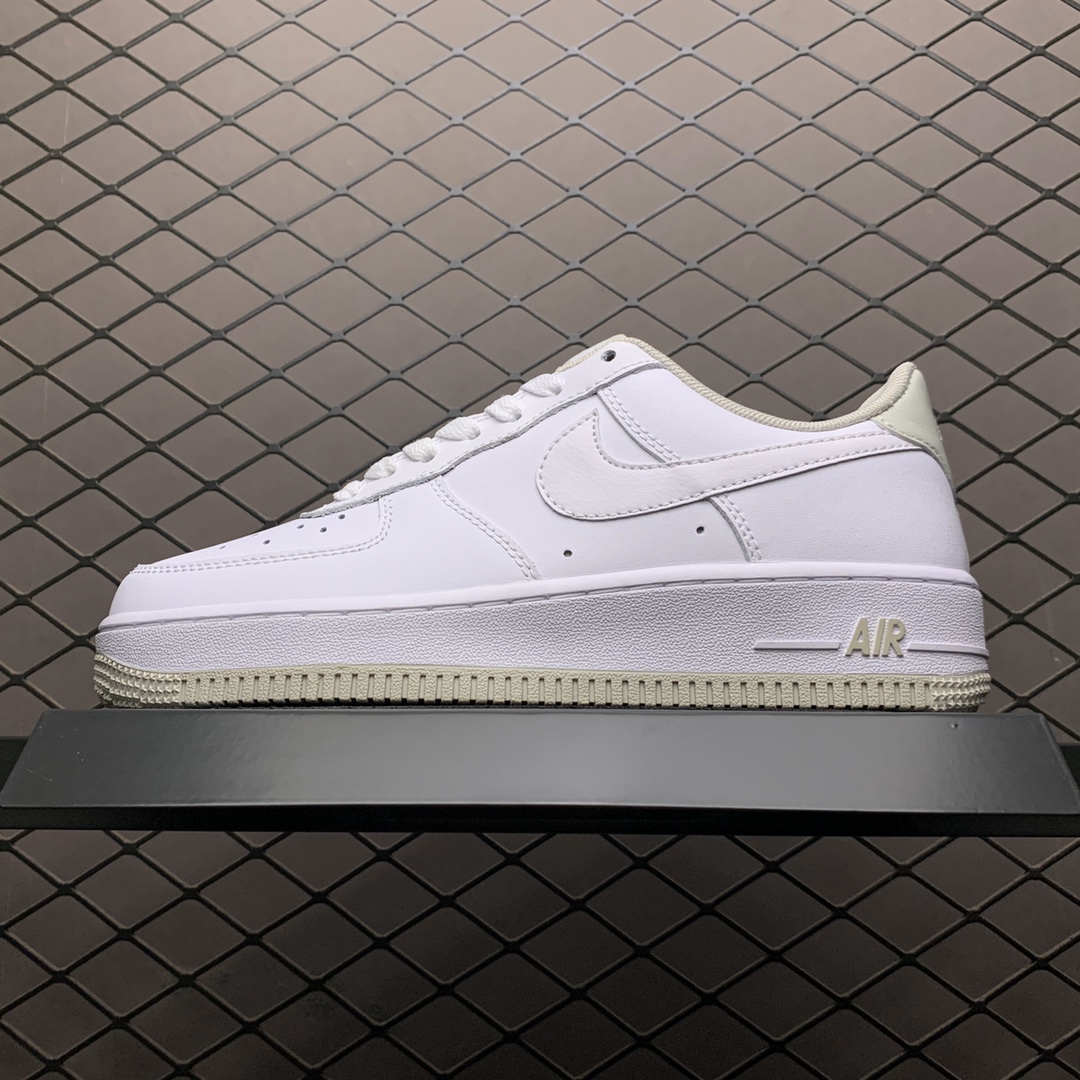 200 Nike Air Force 1 空军一号低帮运动休闲板鞋 CJ1380-101