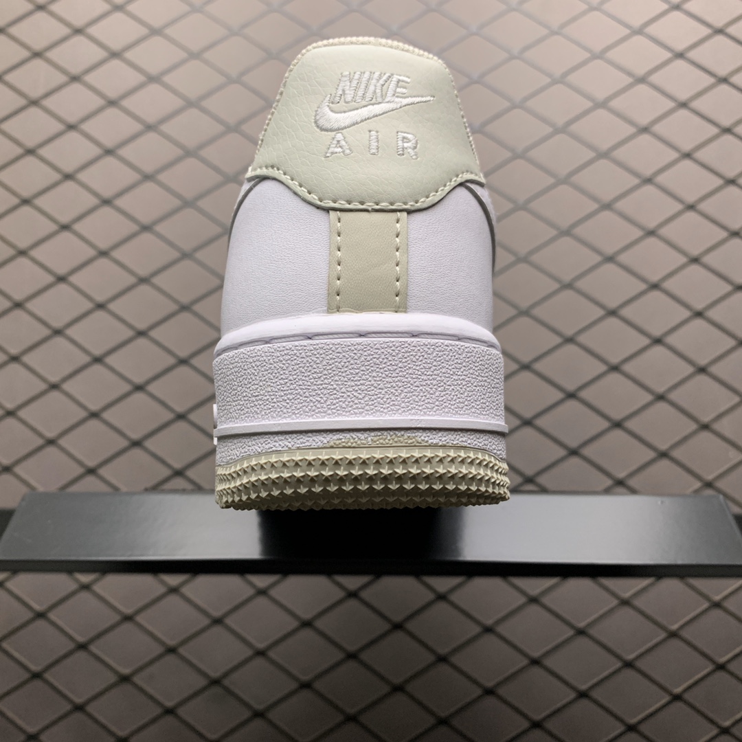 200 Nike Air Force 1 空军一号低帮运动休闲板鞋 CJ1380-101