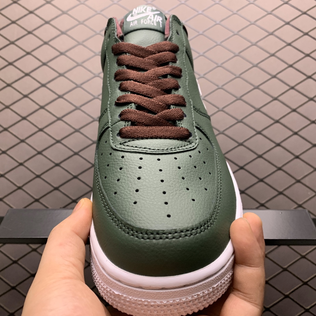 180 Nike Air Force 1 空军一号低帮运动休闲板鞋 845053-300