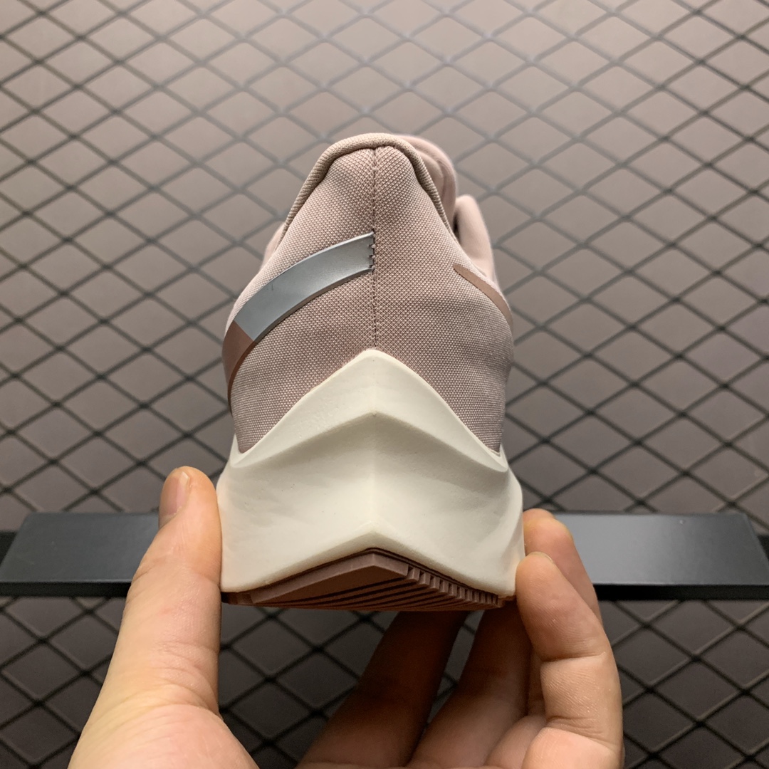 180 Nike Air Zoom Winflo 6 W6网面透气训练跑步鞋 AQ8228-200