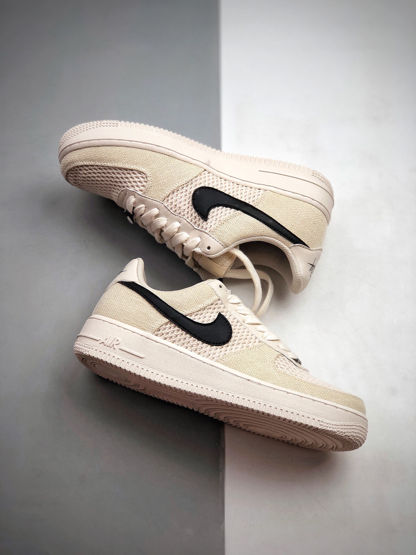 180  新品首发 原厂全工艺棉麻布及网眼布透气材质Stussy x Nike Air Force 1 Low 斯图西联名920788-300