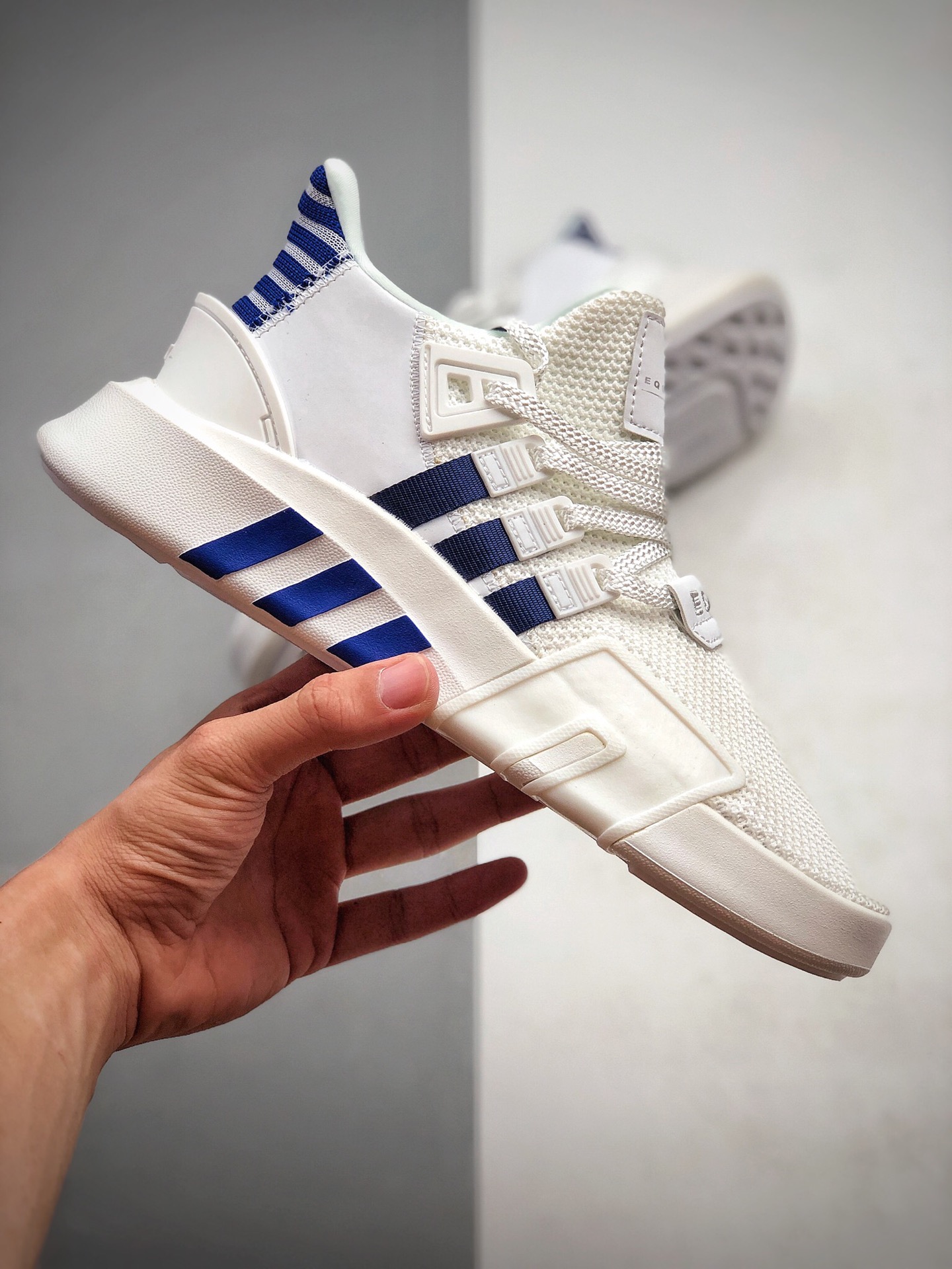 180 三叶草新品Adidas EQT Basketball ADV 系列街头篮球短筒针织慢跑鞋