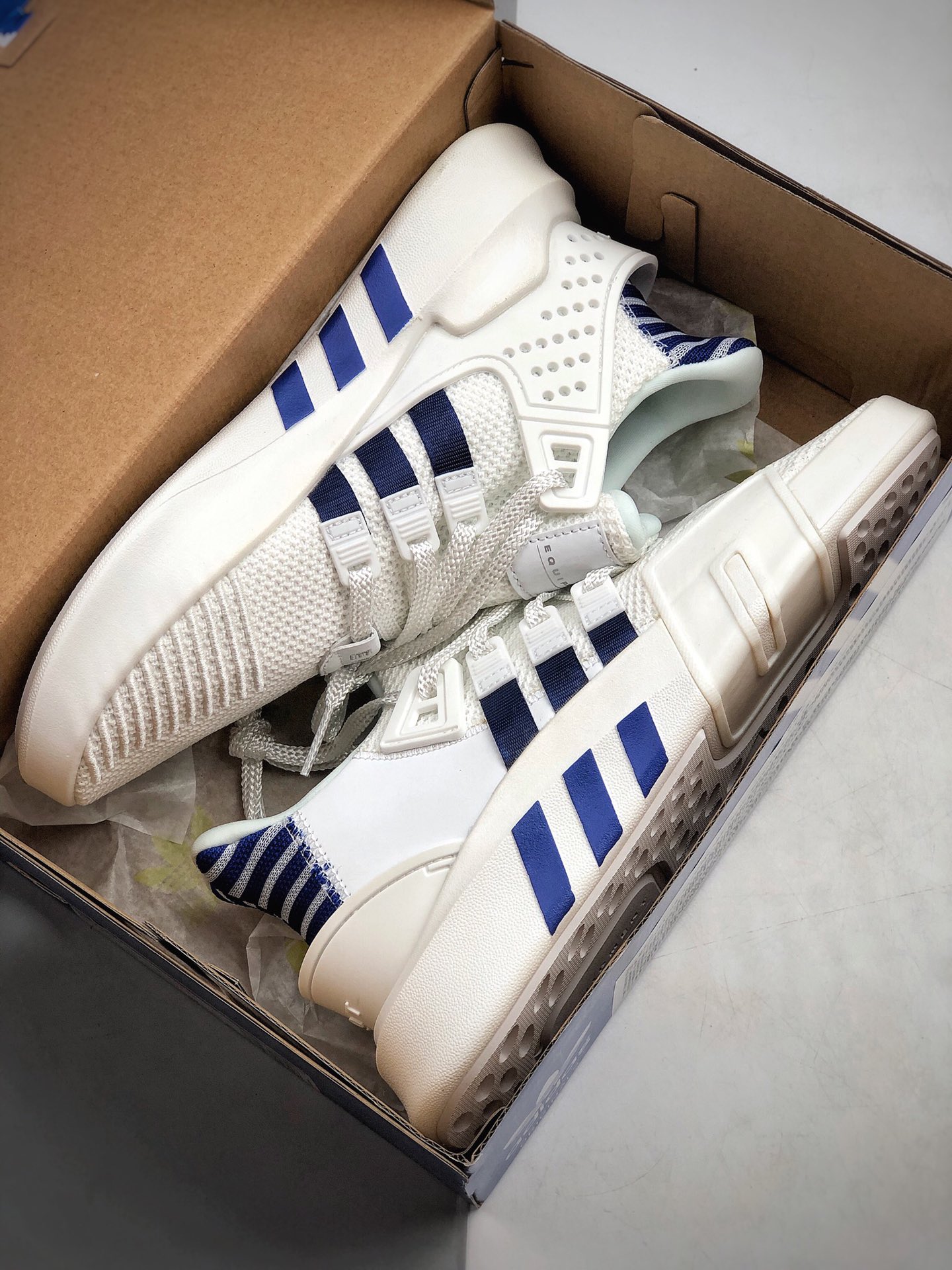 180 三叶草新品Adidas EQT Basketball ADV 系列街头篮球短筒针织慢跑鞋