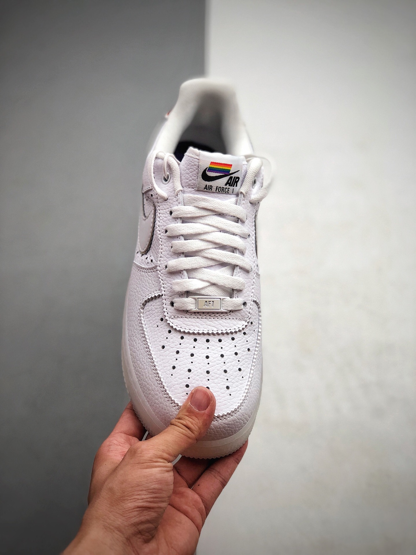 230 公司级 耐克空军一号 AF1 休闲板鞋 Nike Air Force 1 Betrue 彩虹CV0258-100