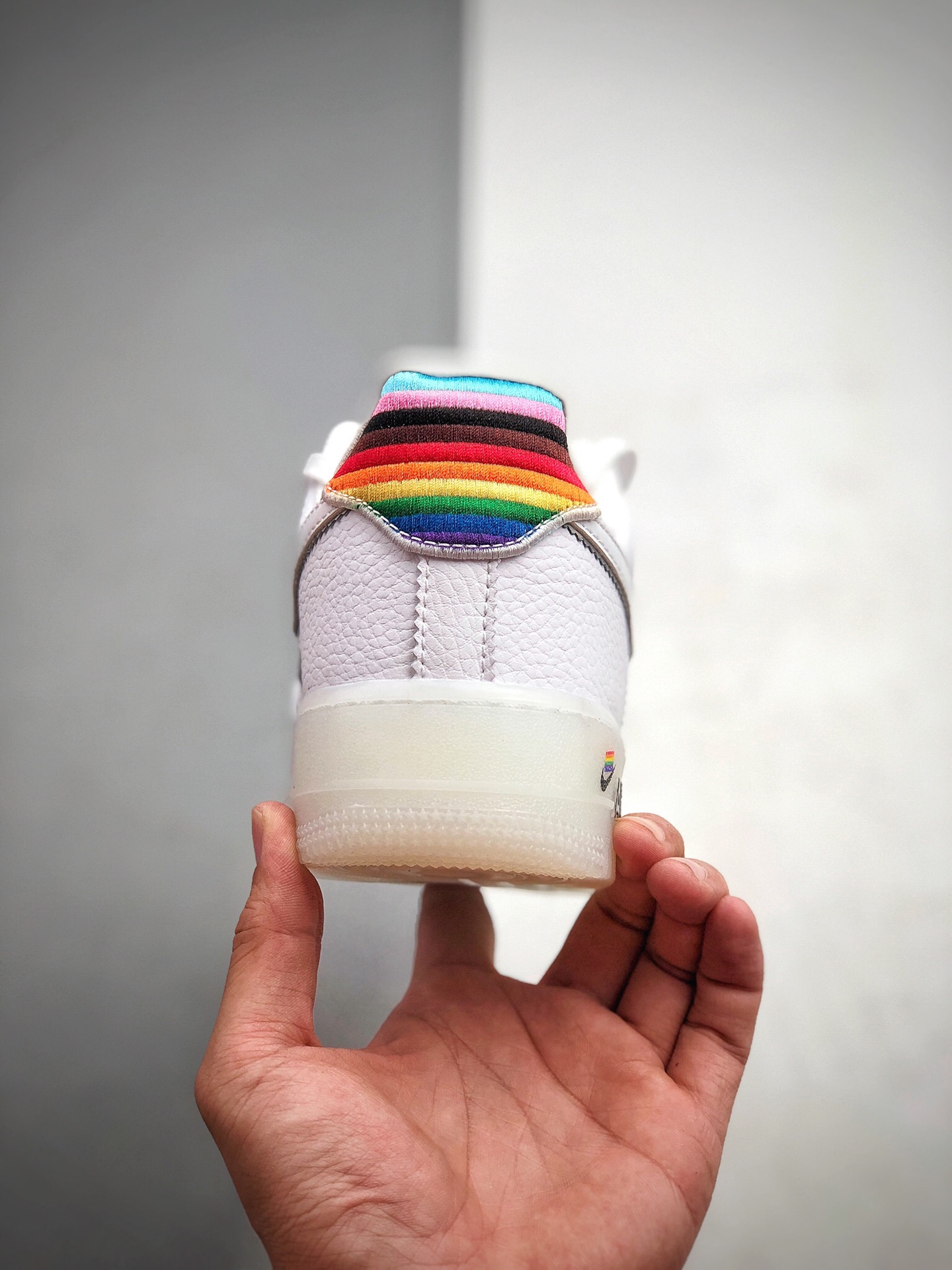 230 公司级 耐克空军一号 AF1 休闲板鞋 Nike Air Force 1 Betrue 彩虹CV0258-100