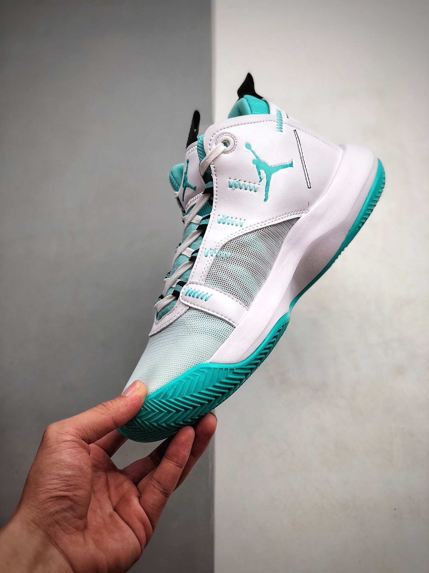 270  耐克 Nike 乔丹 Jordan Jumpman 2020 PF 高帮 男子实战训练篮球鞋 BQ3448-103