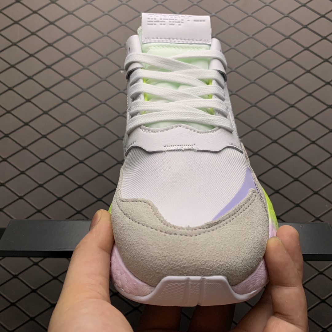 200 Adidas 阿迪达斯 Nite Jogger Boost 夜行者真爆大底复古跑鞋 FV1338