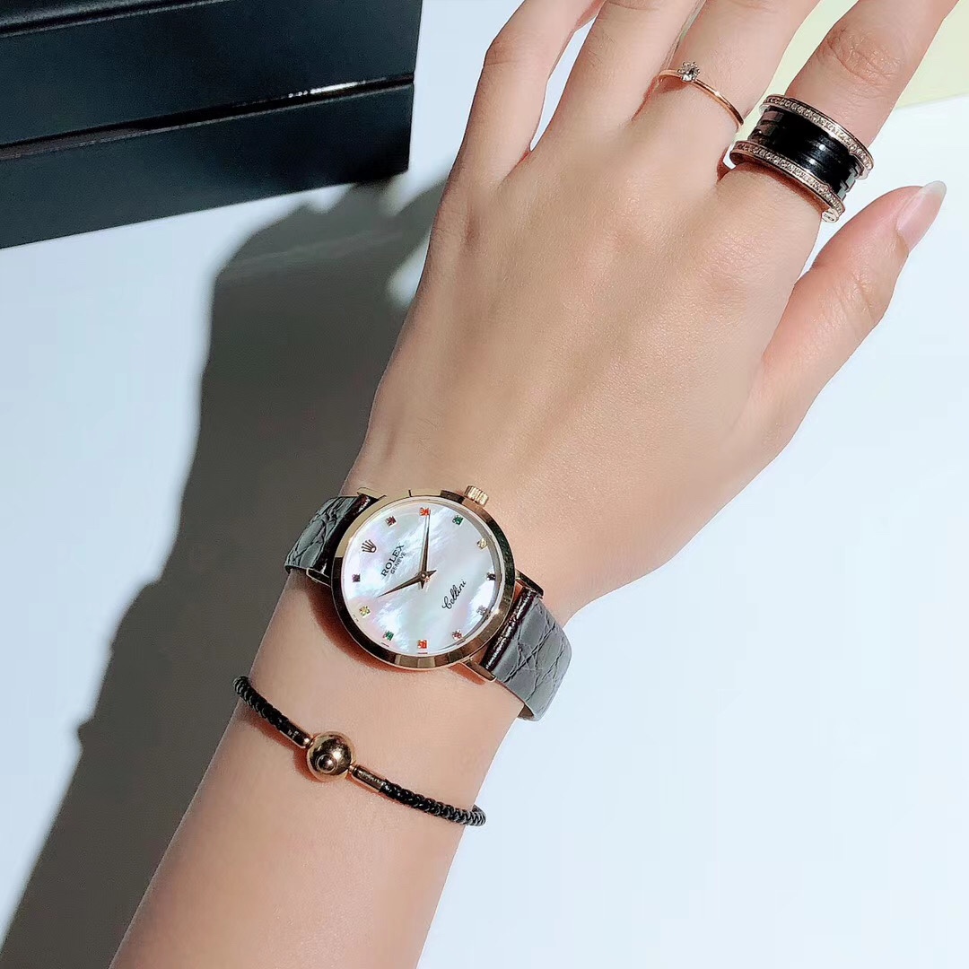 Rolex 高级腕表ROLEX 一见倾心 劳力士切利尼女款奢华版惊艳上市 表面镶嵌12颗施洛华世奇彩钻