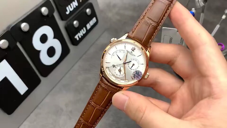 Jaeger-LeCoultre - Classic Timepiece